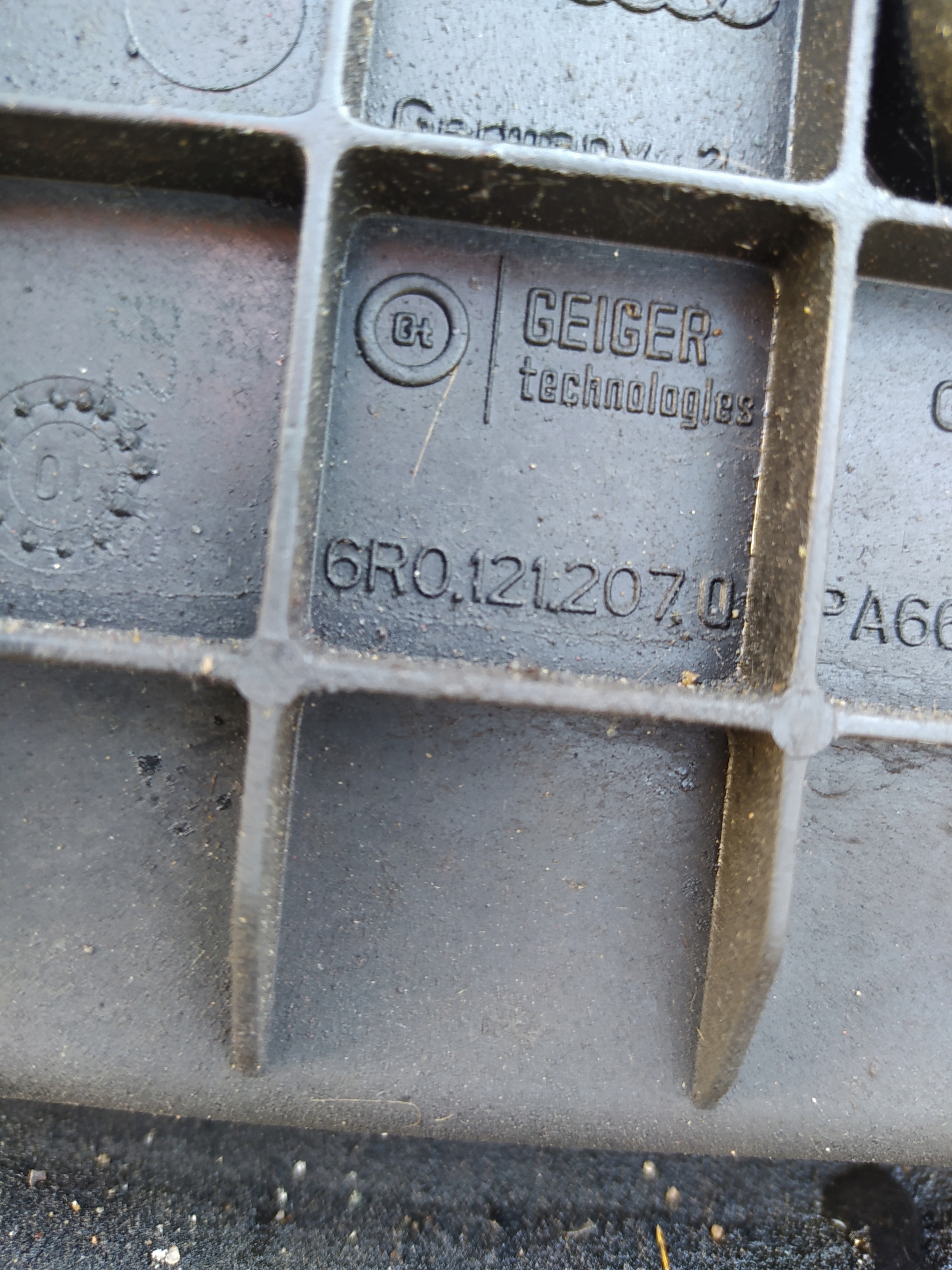 SEAT IBIZA 6J 1.6 TDI 6J0805588 PREDNÉ ČELO