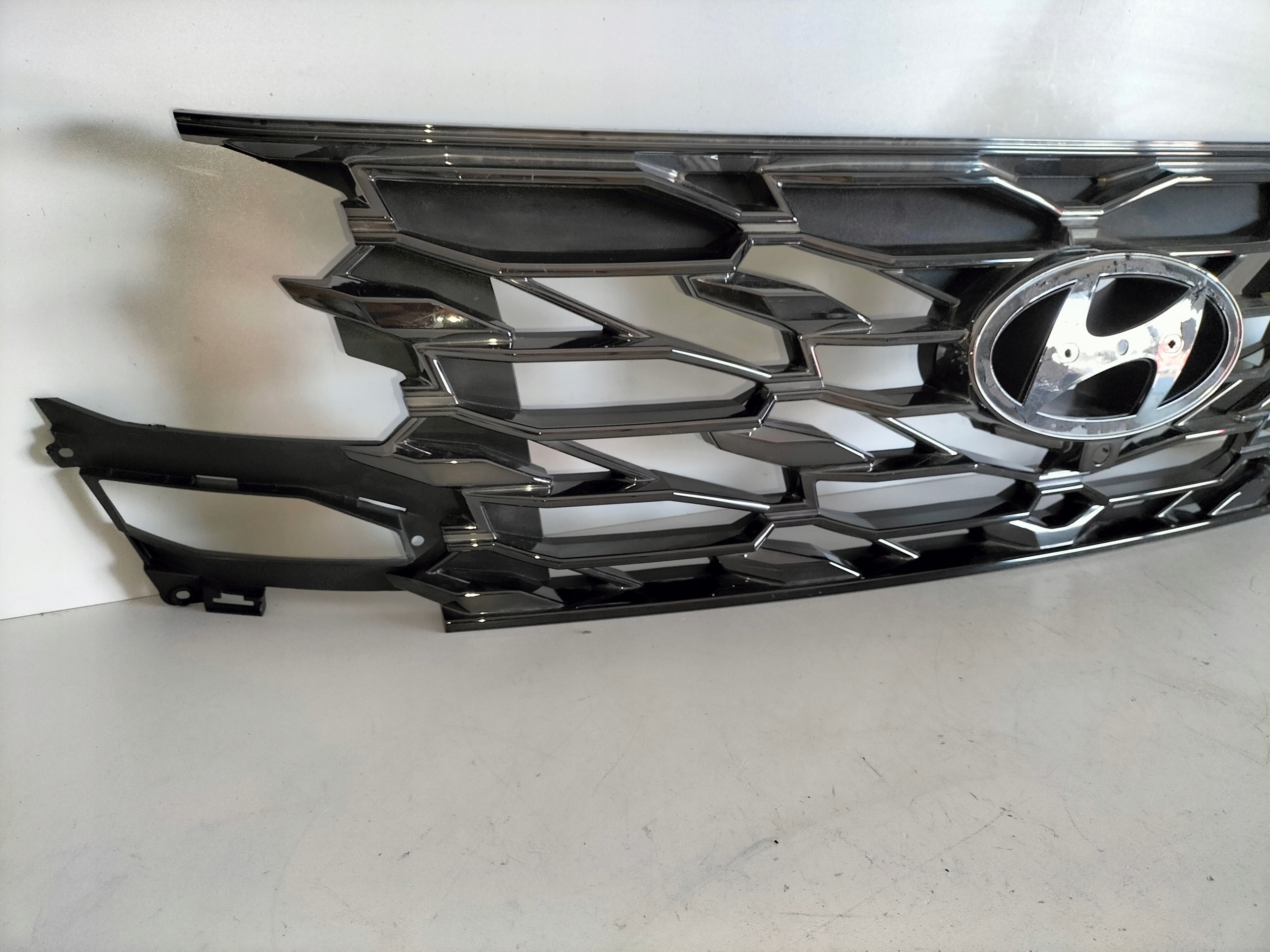 MRIEZKA LISTA HYUNDAI TUCSON 4 IV LIFT 24- N-LINE