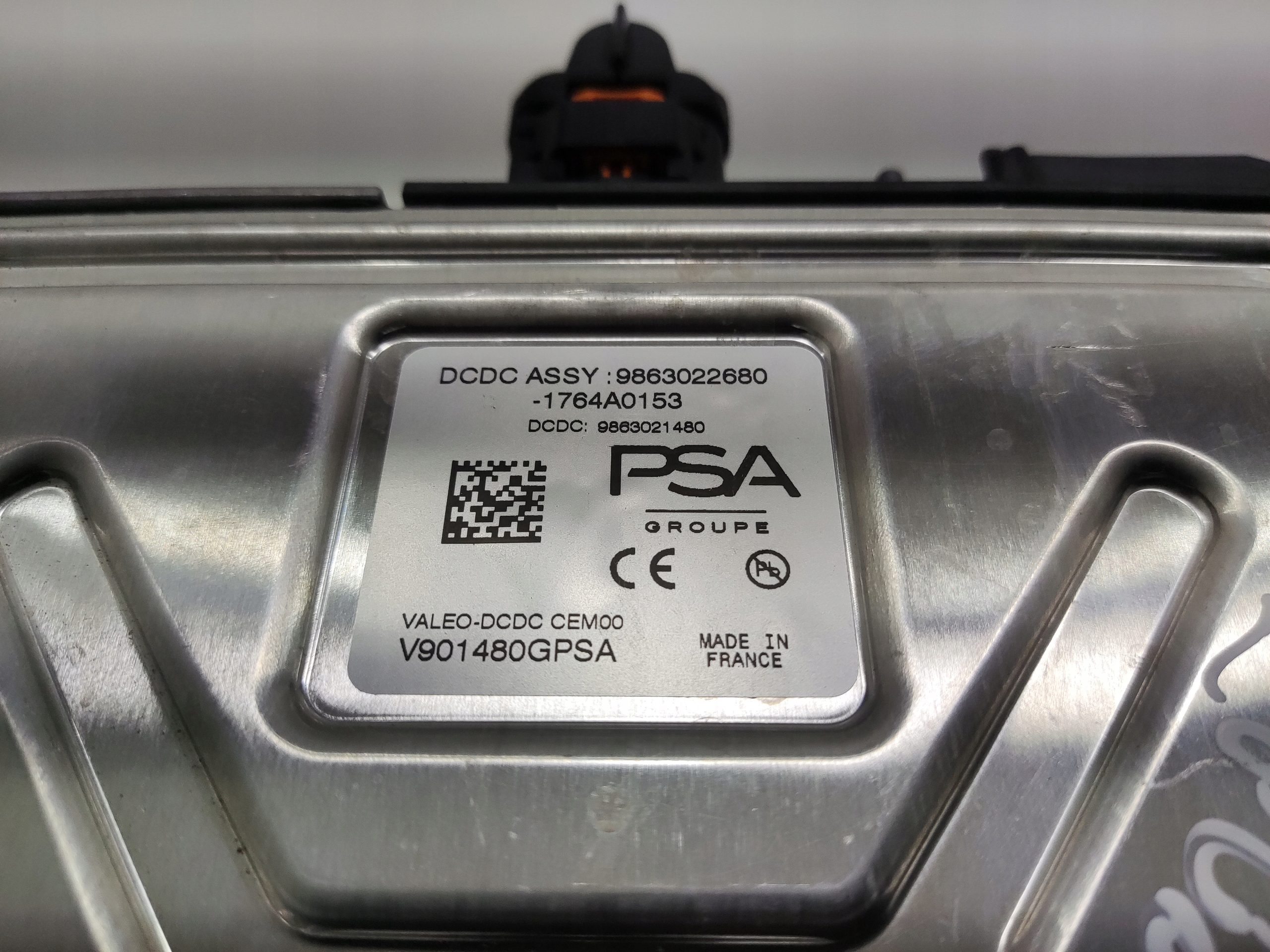 ELEKTRICKE RADIÁTOR KÚRENIA PEUGEOT 208 II 2019-2025 9863022680