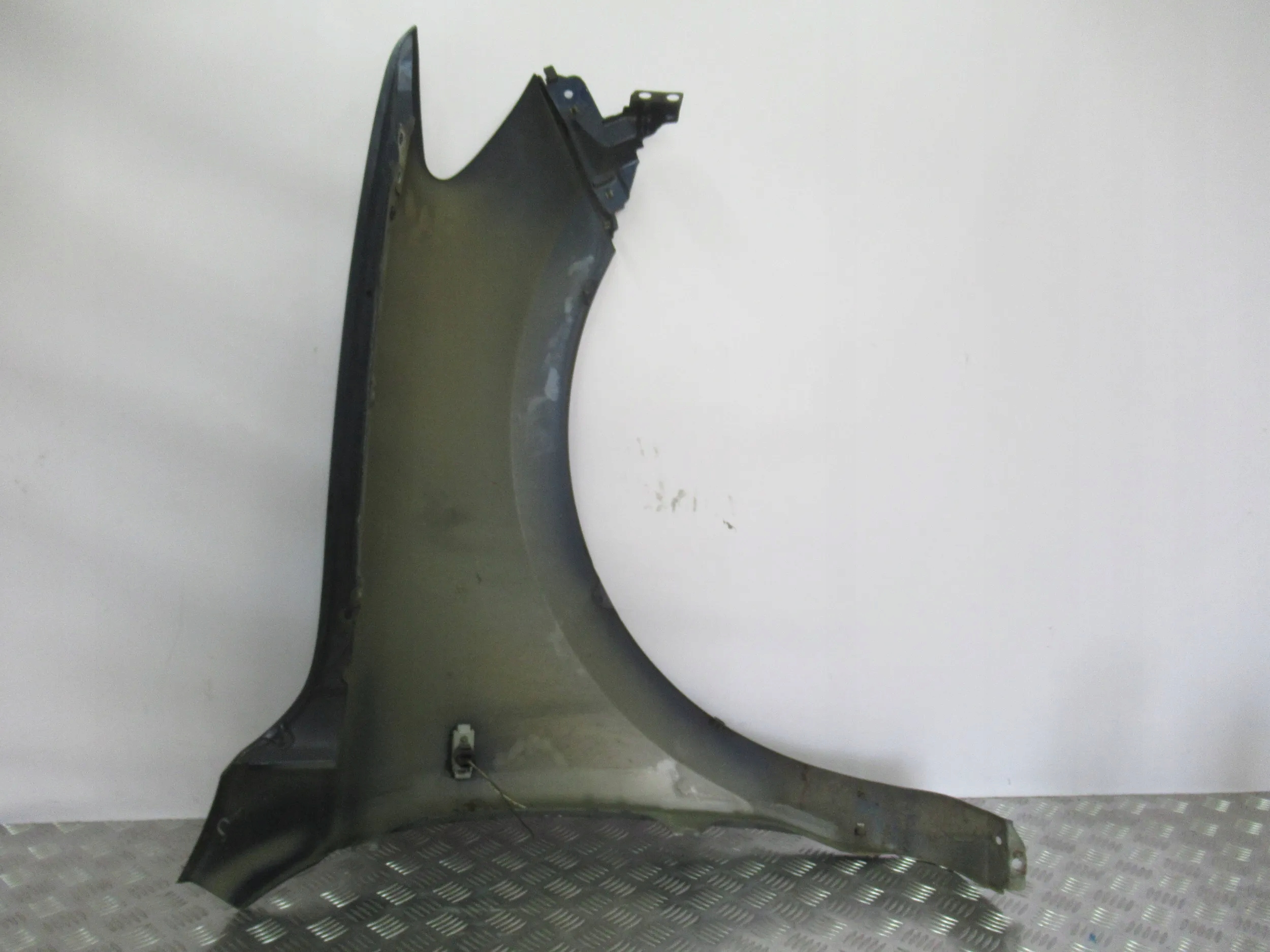 BLATNIK PREDNÝ LAVY HYUNDAI SANTA FE 06-