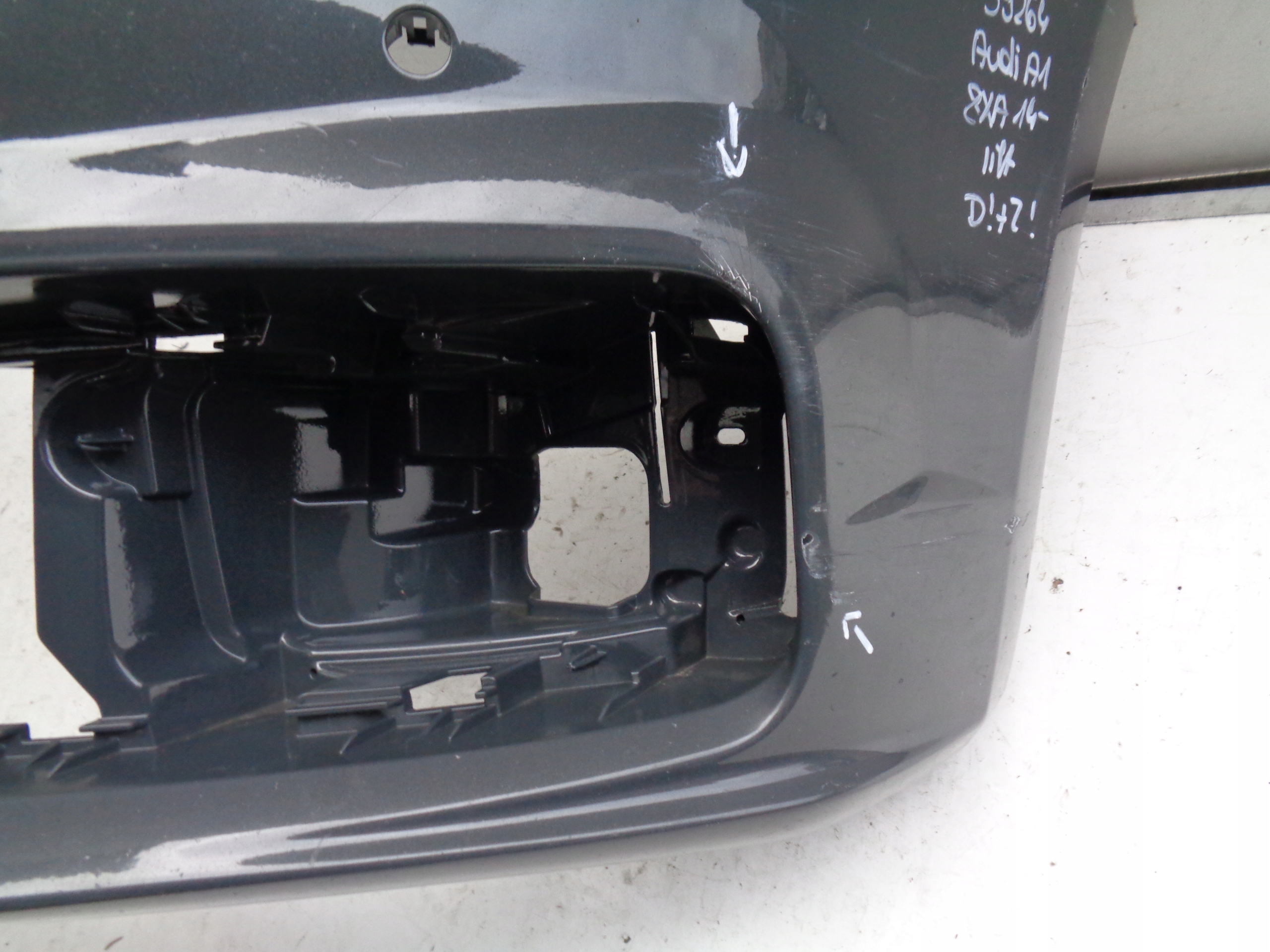 PREDNÝ NÁRAZNÍK AUDI A1 8XA 14- LIFT NR 39264