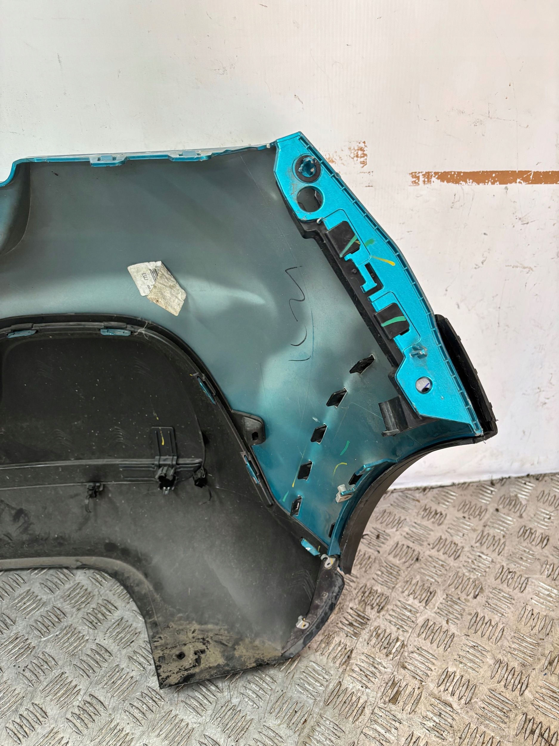 ZADNÝ NÁRAZNÍK CITROEN C3 III PDC 16-