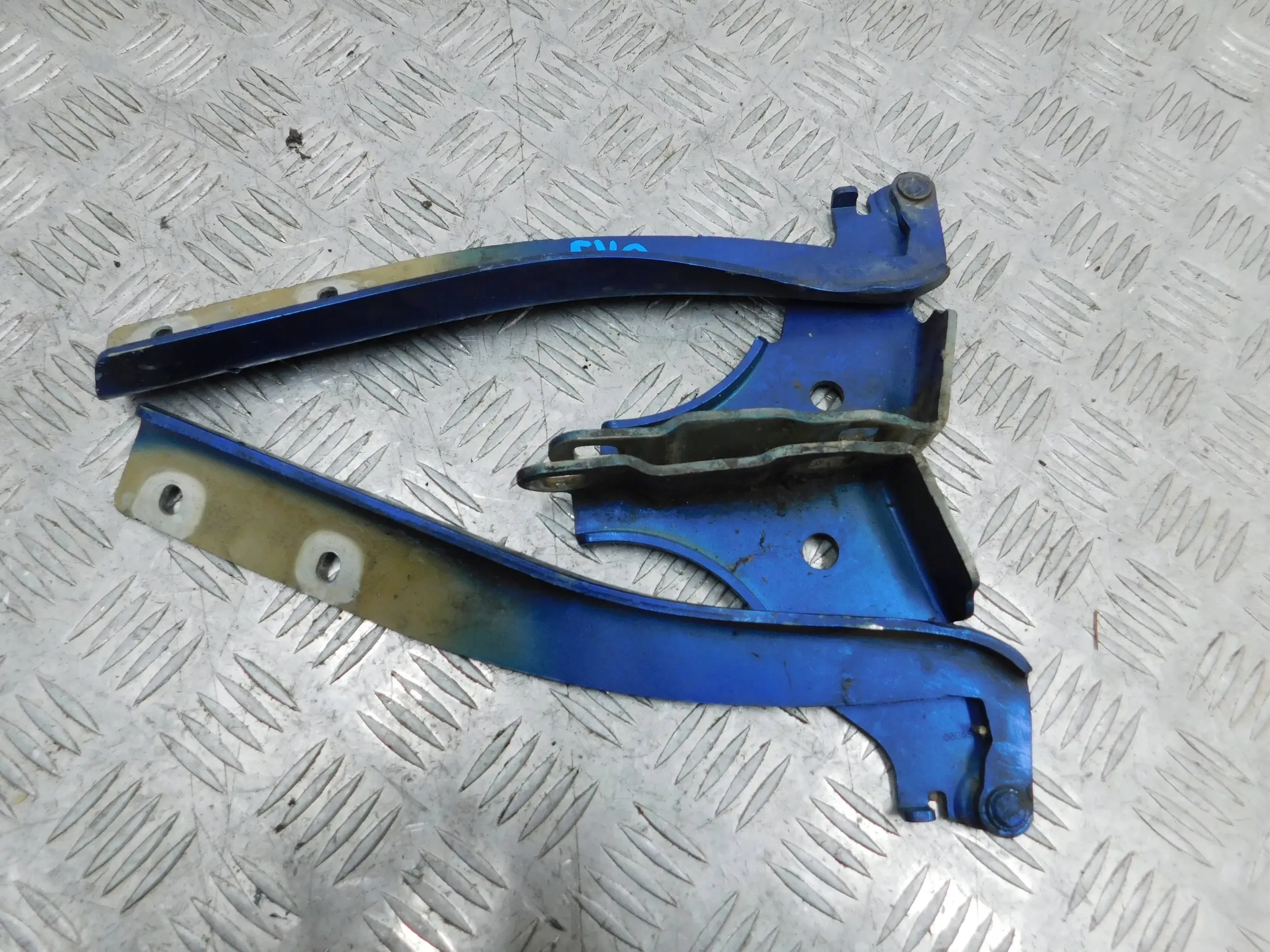 LAVY A PRAVY PANT PREDNEJ KAPOTY FIAT PUNTO EVO