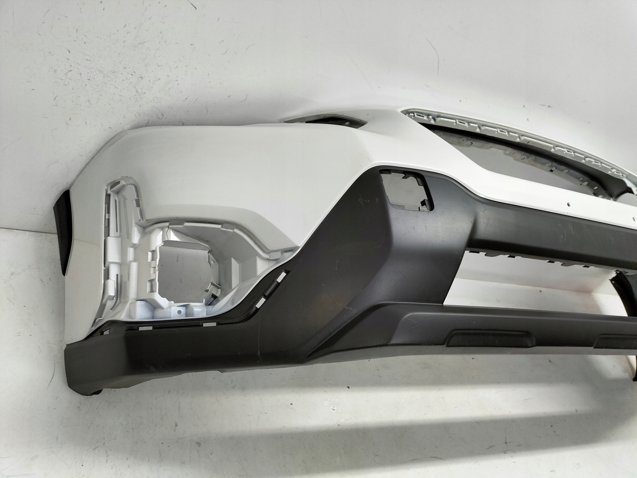 PREDNÝ NÁRAZNÍK SUBARU XV CROSSTREK LIFT 20-