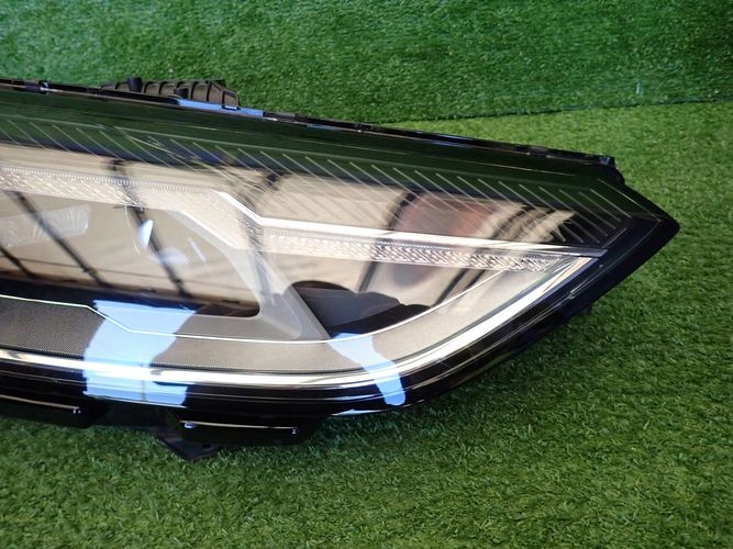 AUDI A4 B9 FULL LED LIFT 19- PRAVE PREDNE SVETLO