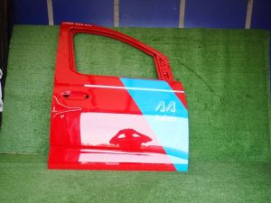 VW CADDY 2K7 20- PRAVE PREDNE DVERE VW CADDY 2K7 20- PRAVE PREDNE DVERE