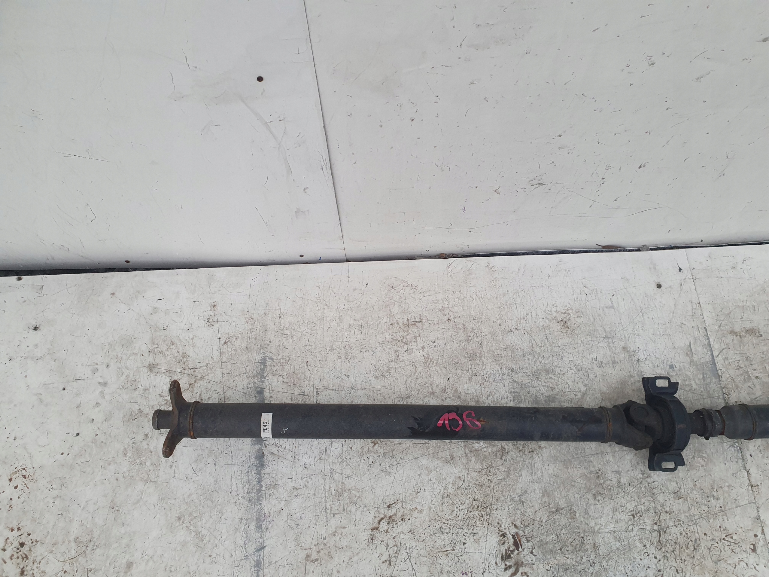 LEXUS IS300H KARDAN PE45