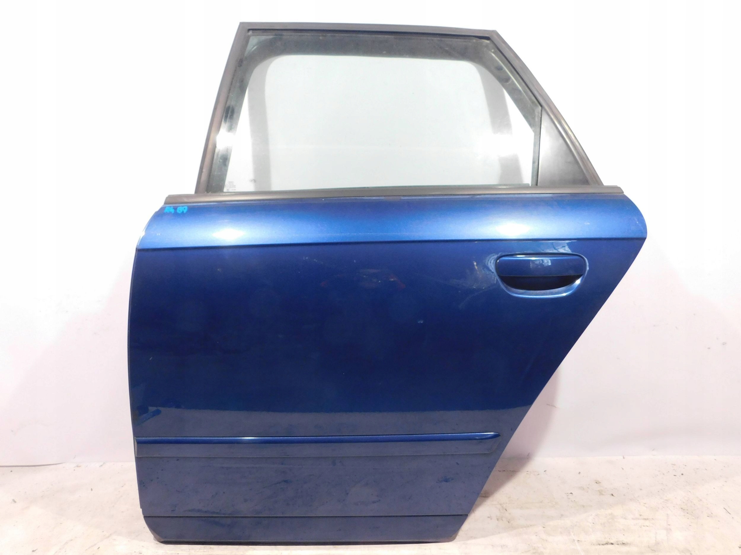 LAVE ZADNE DVERE AUDI A4 B7 KOMBI