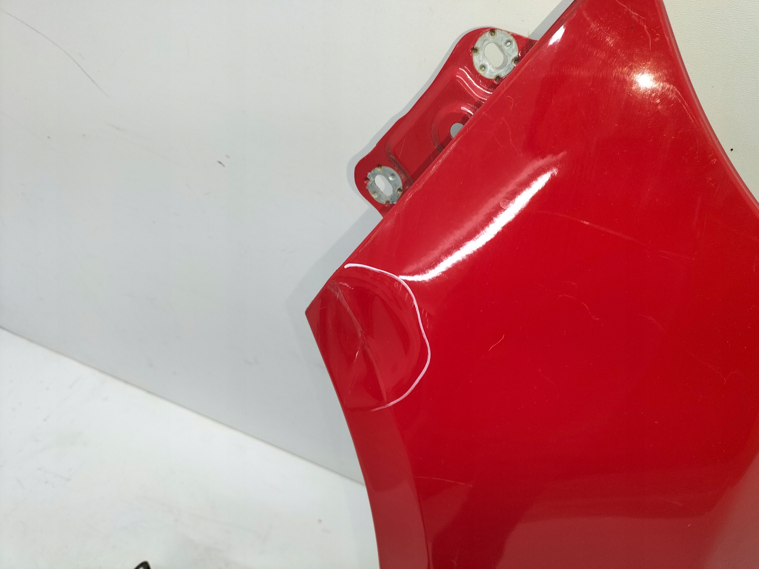 ĽAVÝ PREDNÝ BLATNÍK SKODA FABIA II 07-15 ROOMSTER 06-
