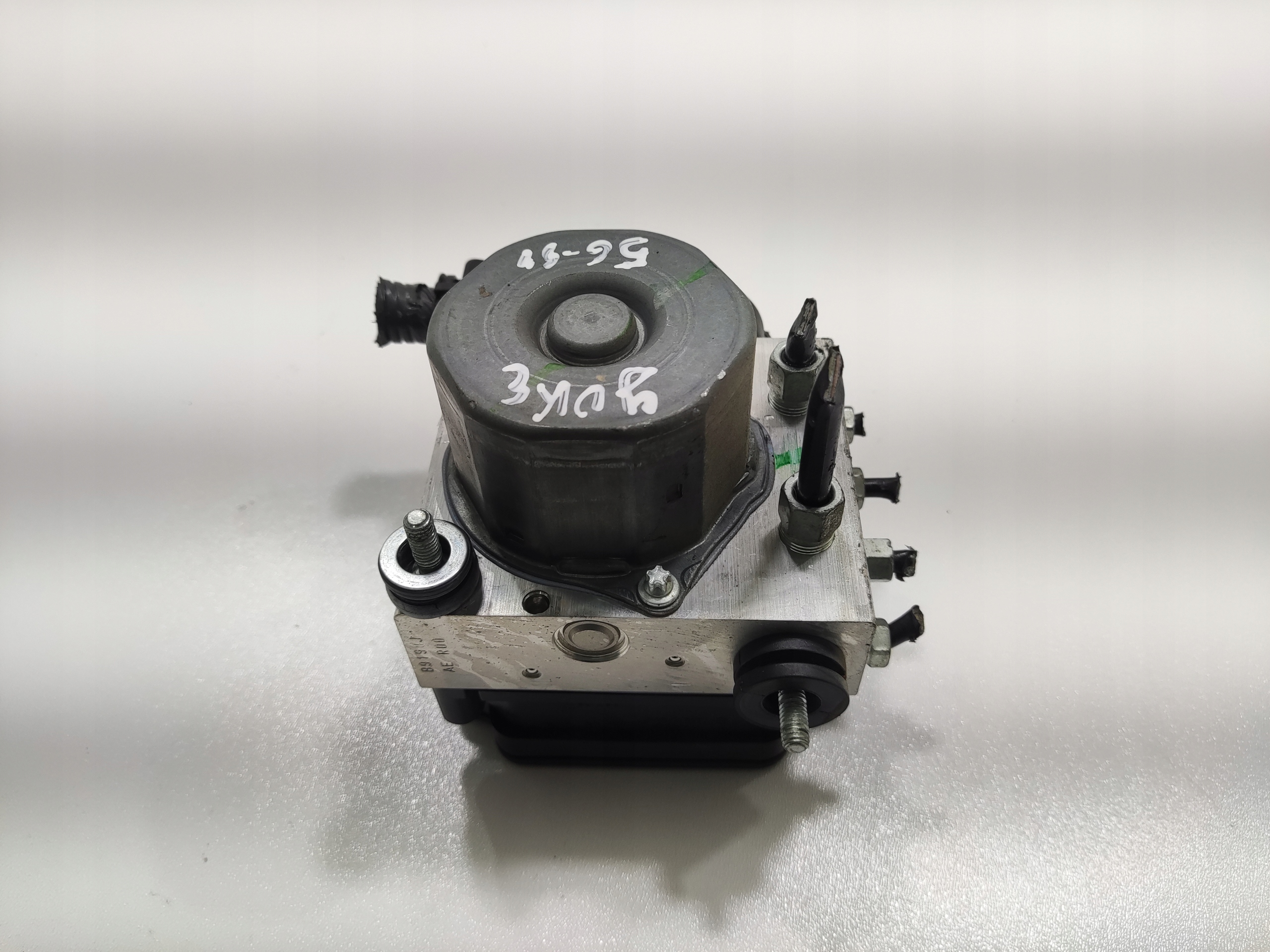 RIADIACA JEDNOTKA KOCKA ABS NISSAN JUKE I F15 2014-2019 LIFT 47660-4EA0E