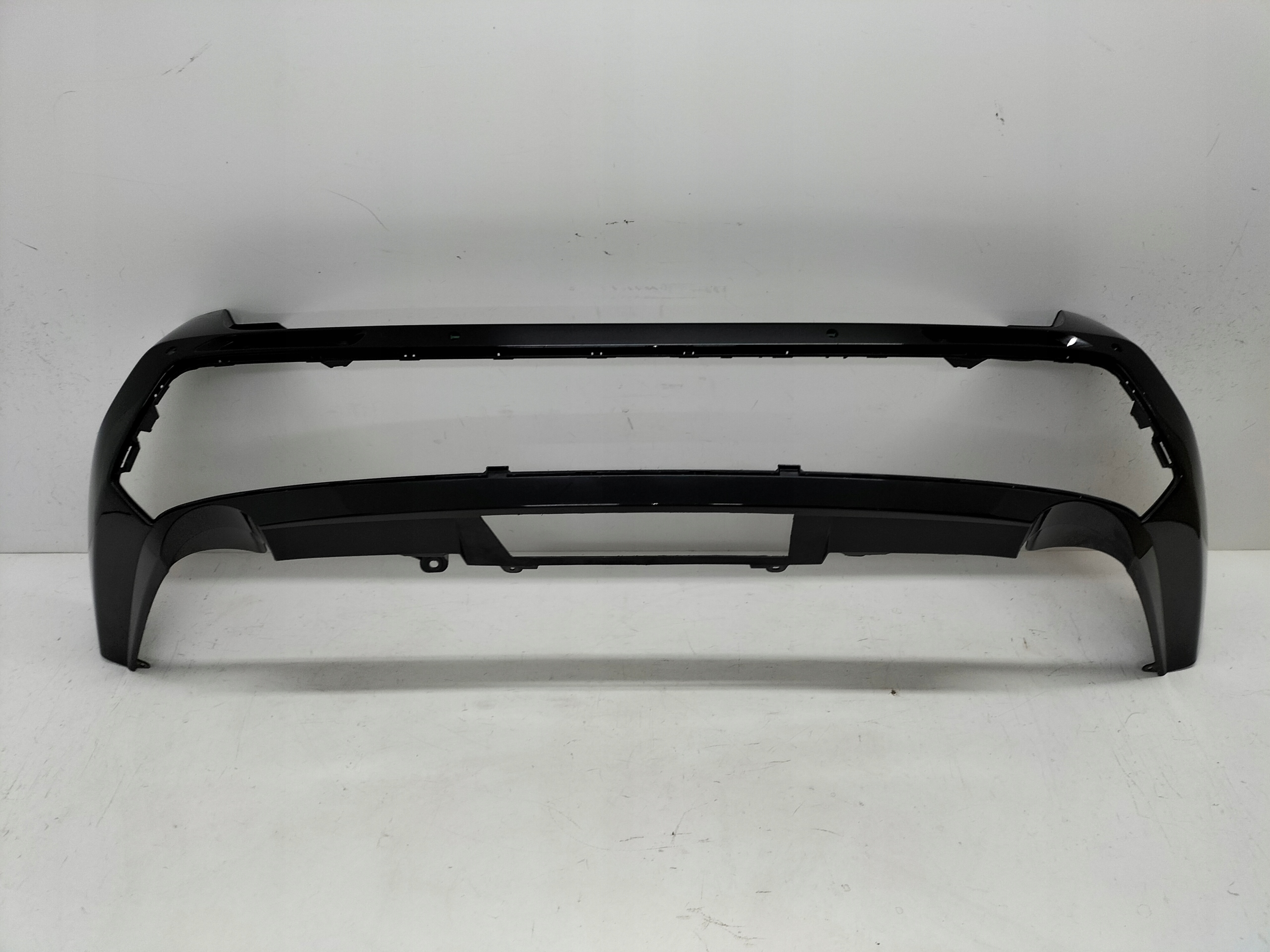 ZADNÝ NÁRAZNÍK TOYOTA RAV4 RAV-4 5 V 18-