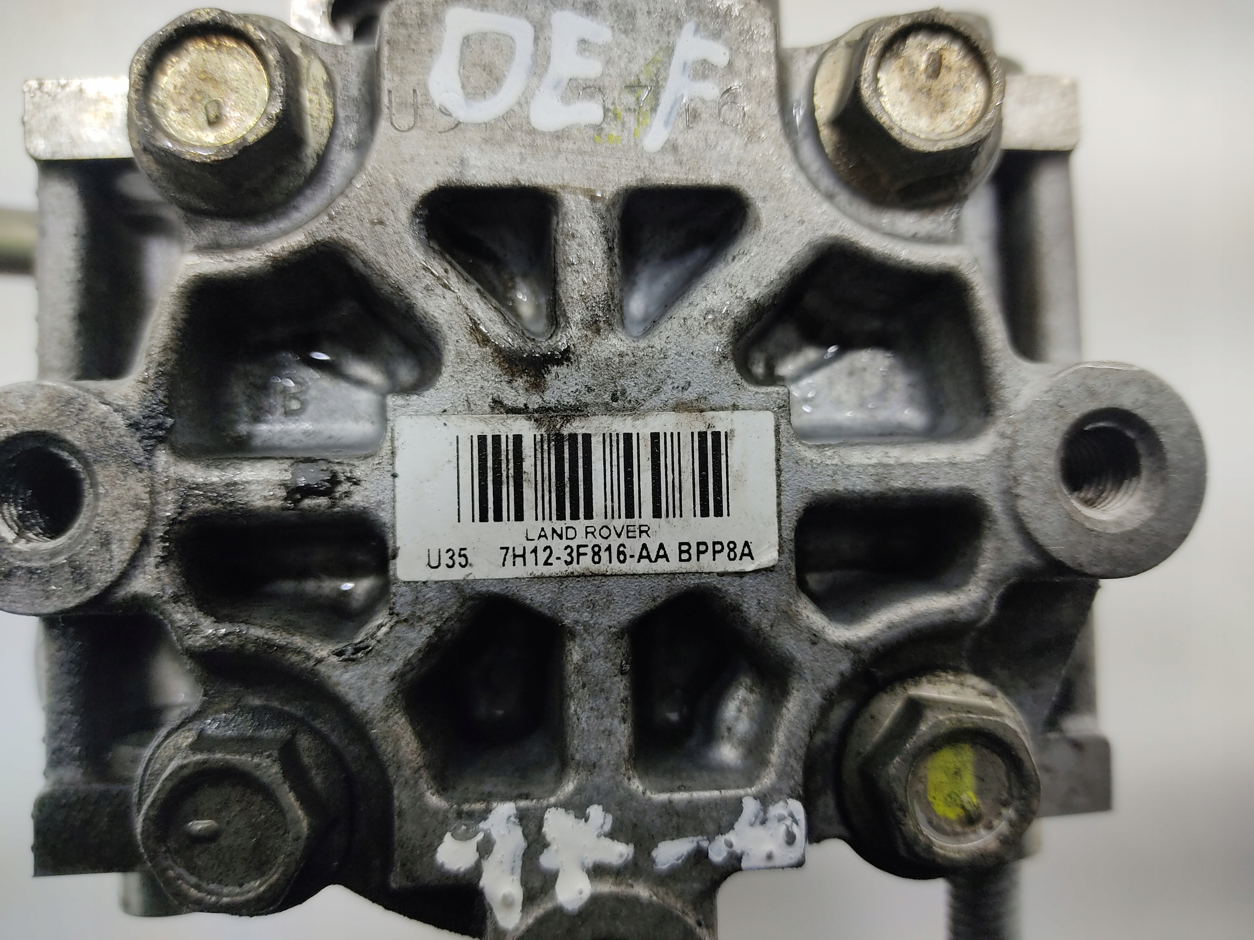 SERVOČERPADLO LAND ROVER DEFENDER 2.4 TDCI 7H12-3F816-AA 2007-2014