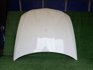 BMW E90 E91 3 LIFT 07-11 PREDNÁ KAPOTA BMW E90 E91 3 LIFT 07-11 PREDNÁ KAPOTA