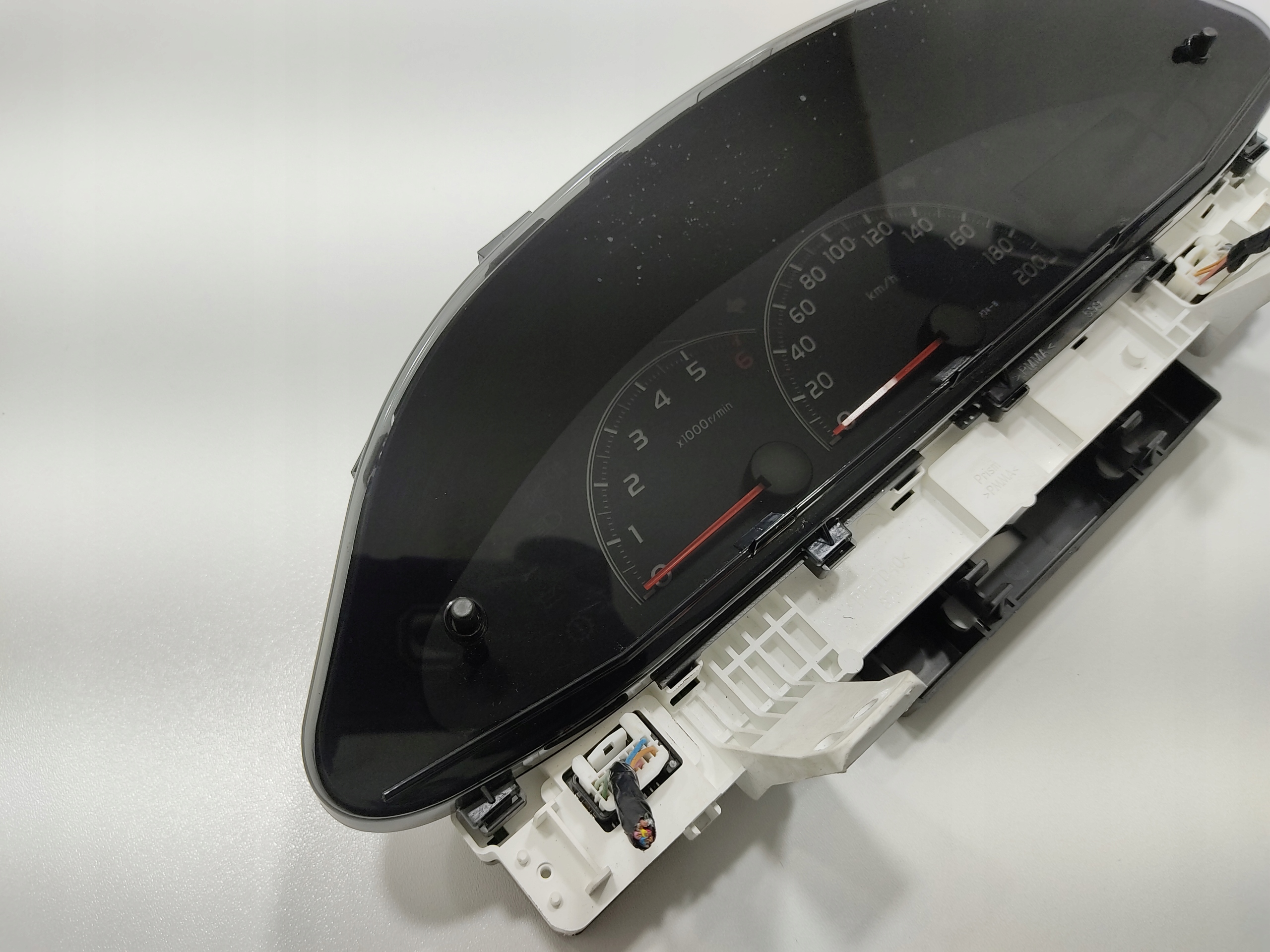 TACHOMETER BUDIKY YARIS II 1.4 D4D 83800-0DG40 EUROPA 09-12