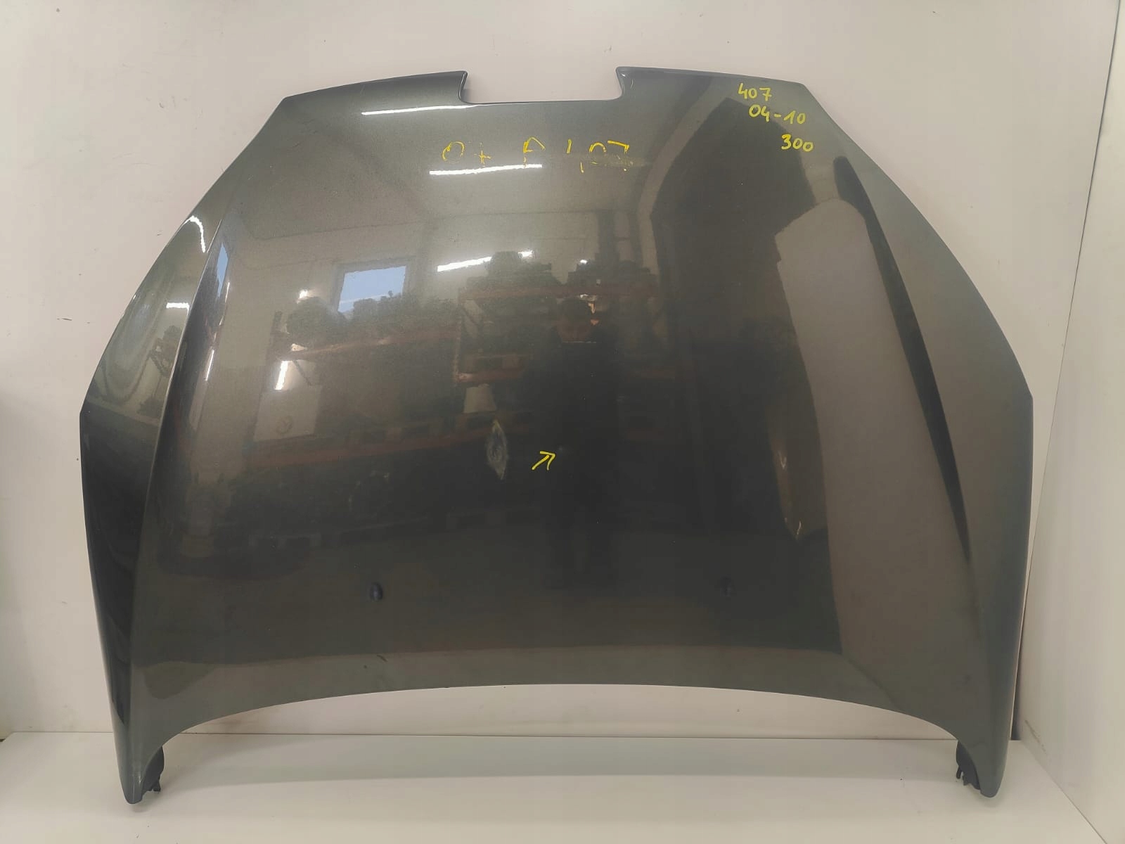 Peugeot 407 04-10 PREDNÁ KAPOTA