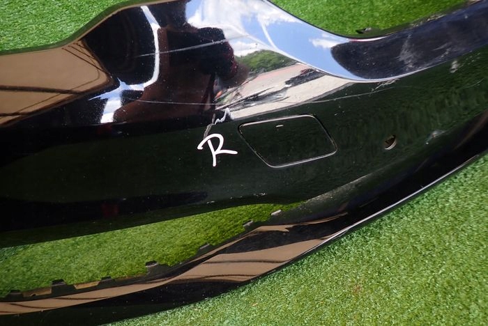 BMW G30 G31 5 17- PREDNÝ NÁRAZNÍK