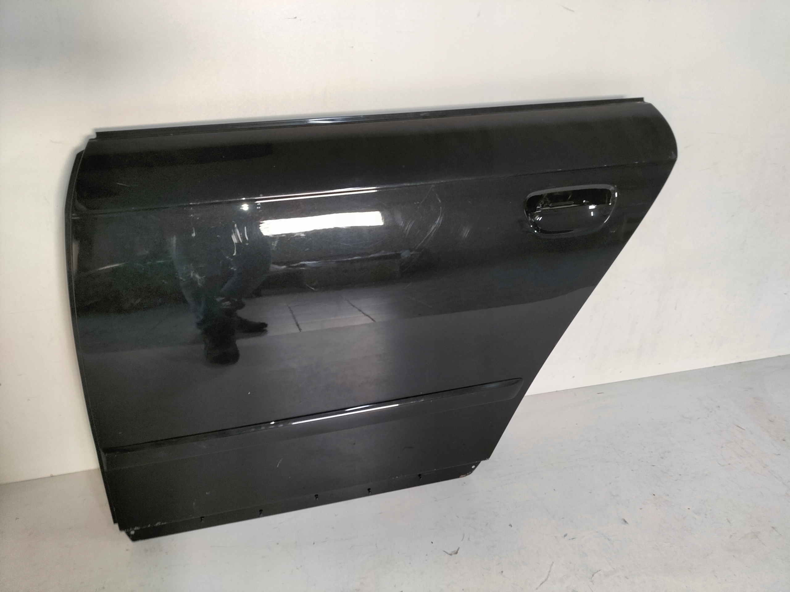 LAVE ZADNE DVERE AUDI A4 B7 04-07