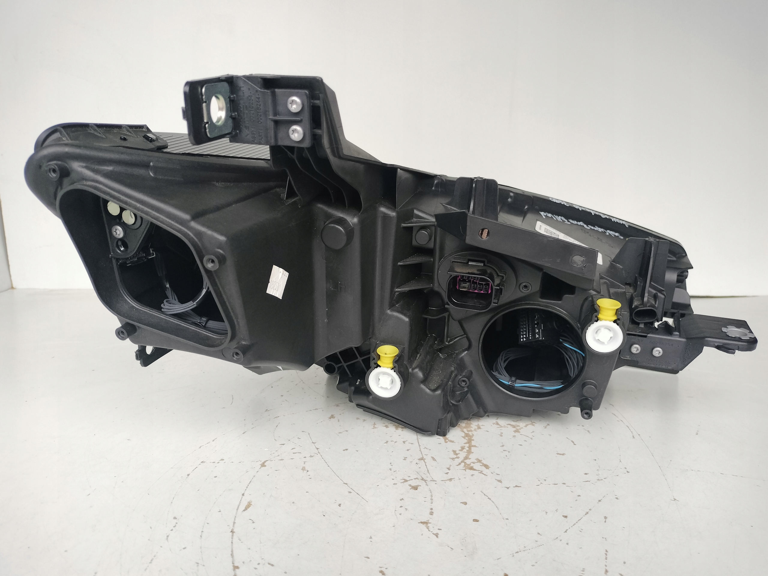 LAVE PREDNE SVETLO SEAT CUPRA BORN 10E 21- FULL LED