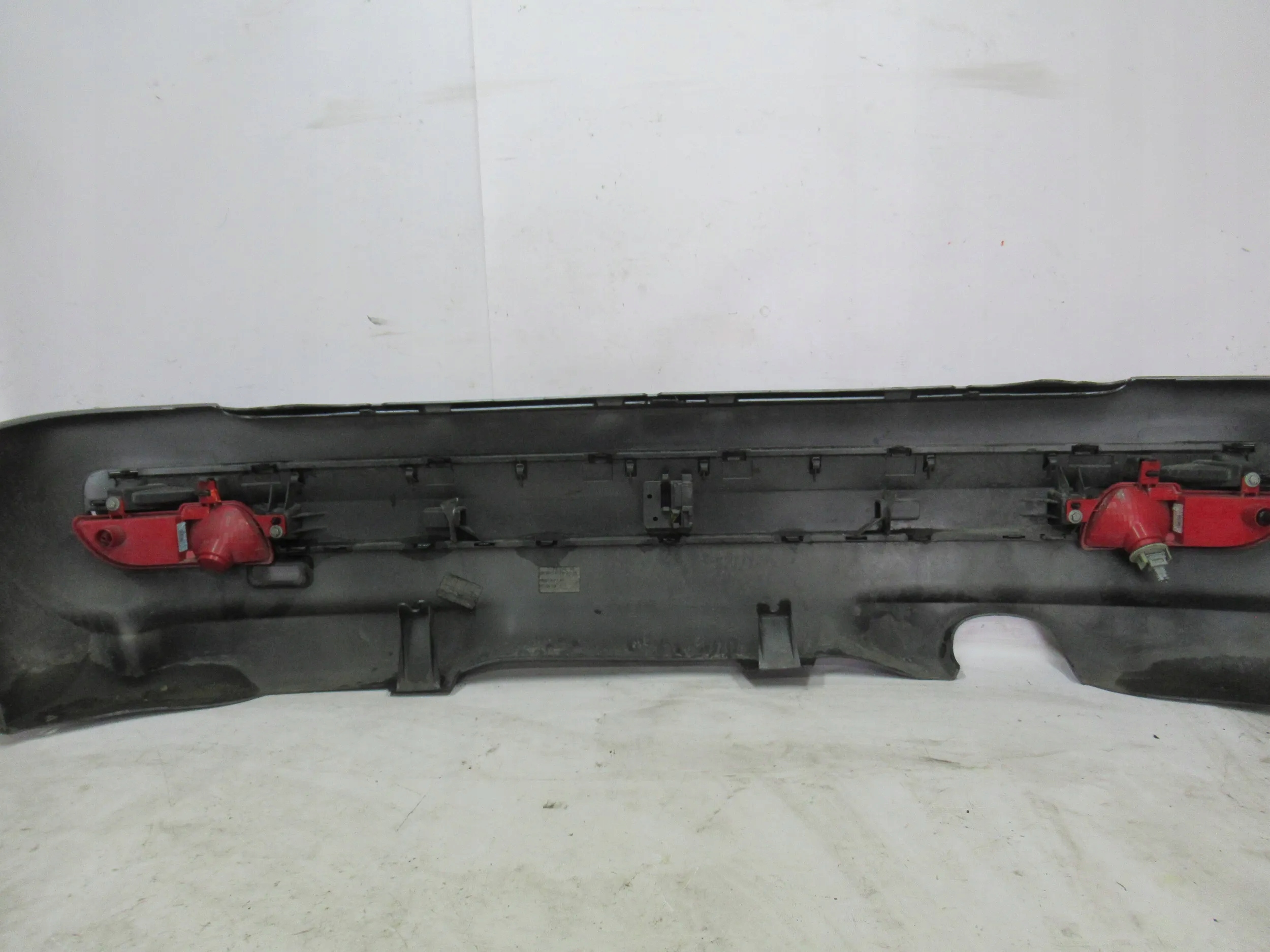 ZADNÝ NÁRAZNÍK Peugeot 206+ PLUS
