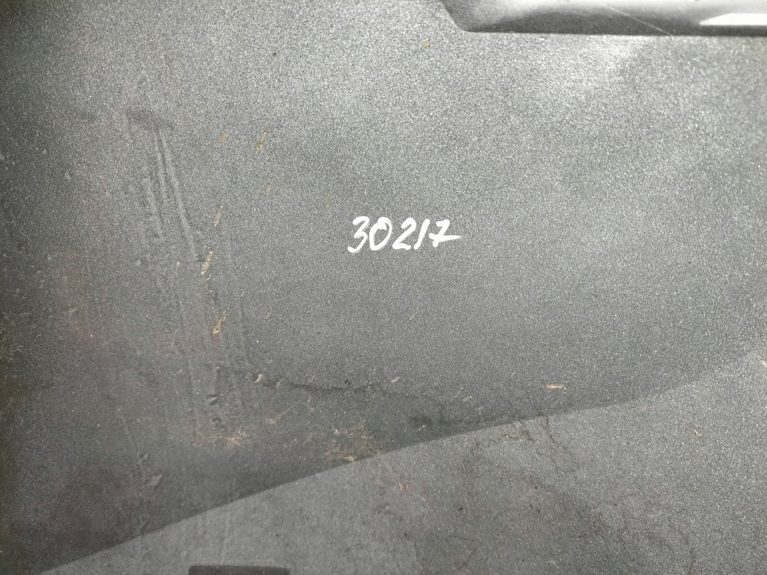 ZADNÝ NÁRAZNÍK SKODA OCTAVIA 4 IV 19- KOMBI