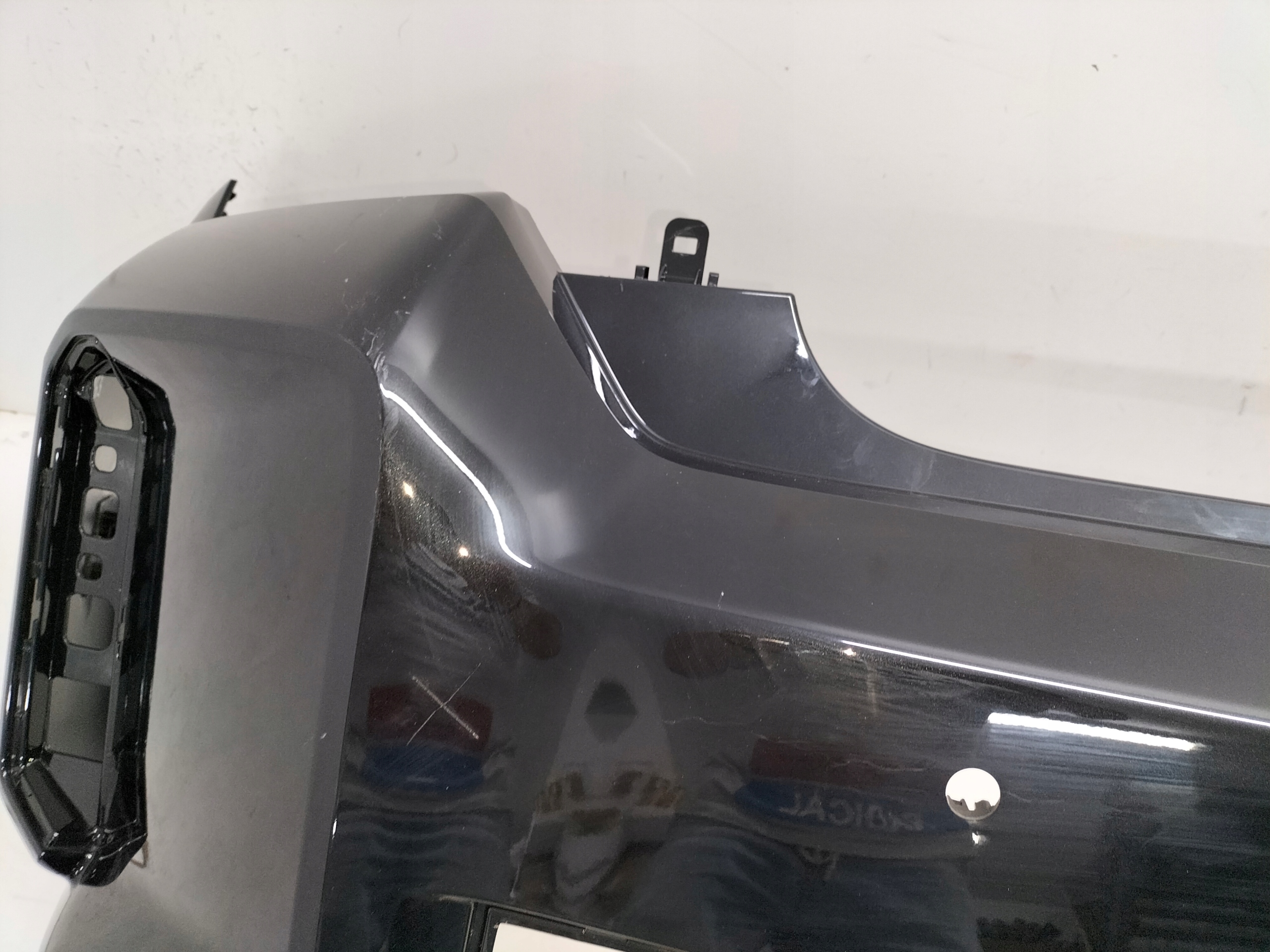 ZADNÝ NÁRAZNÍK BMW M2 G87 23-