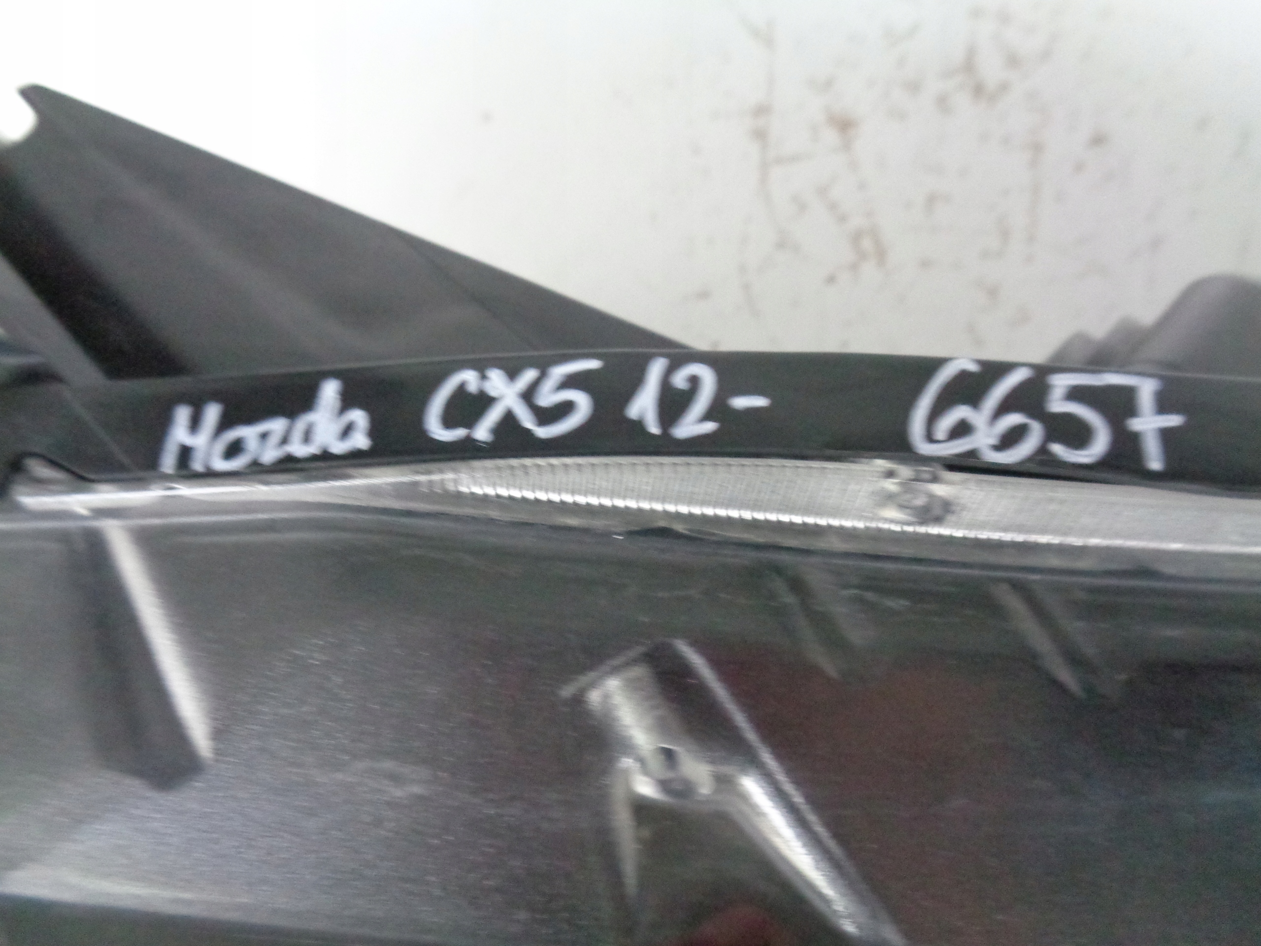 PRAVE PREDNE SVETLO MAZDA CX5 12-16