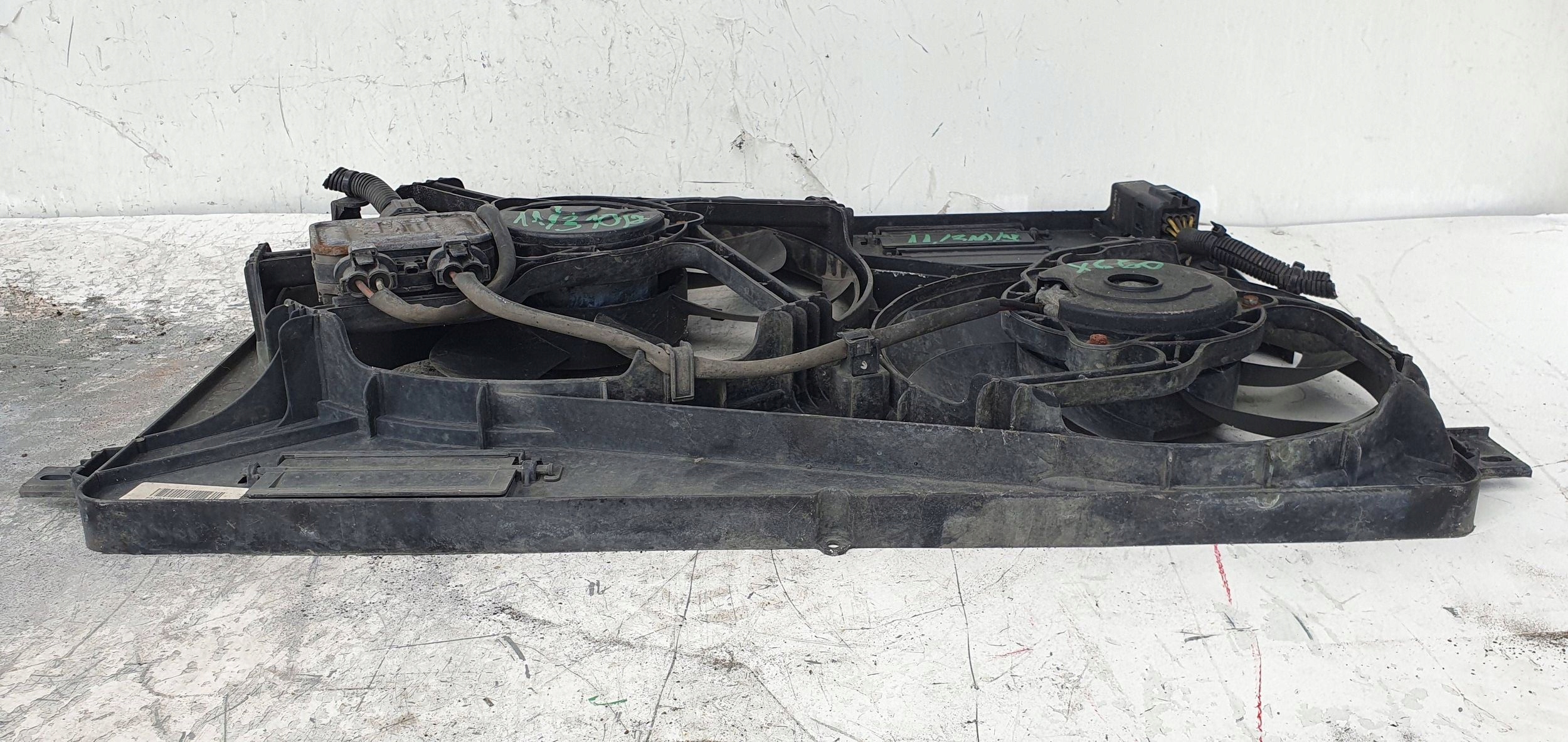 Volvo XC60 6G91-8C607-ND 2.4d VENTILATOR CHLADICA