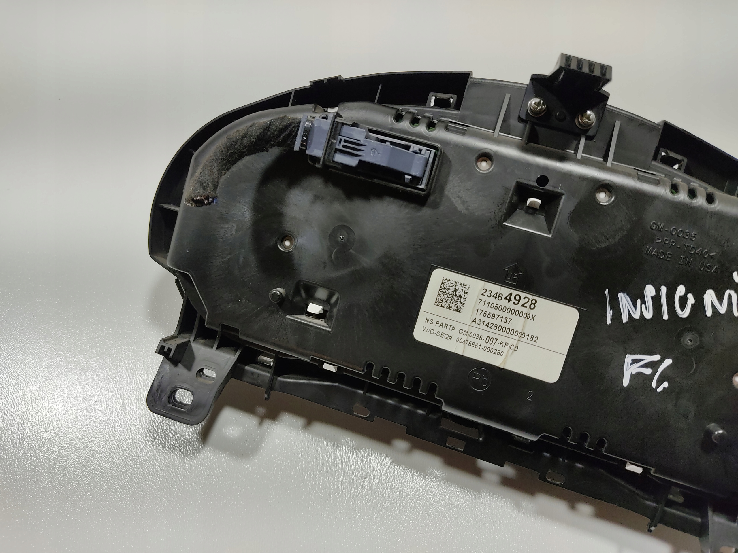 TACHOMETER BUDIKY INSIGNIA A LIFT 23464928 EUROPA 2013-2017