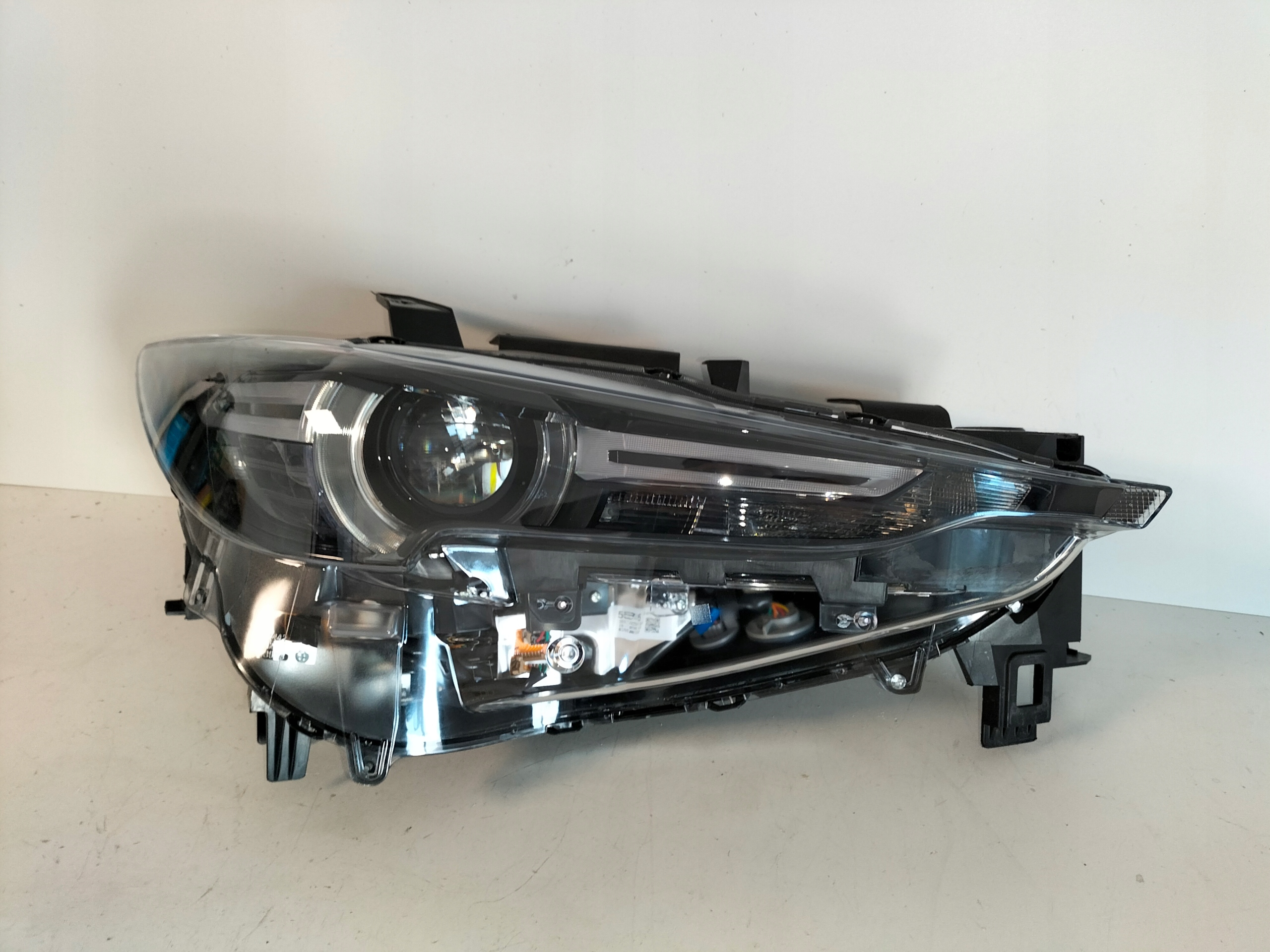 PRAVE PREDNE SVETLO MAZDA CX5 CX-5 II 17-