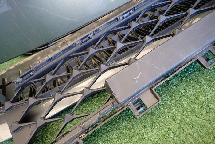 SKODA OCTAVIA IV LIFT 23- PREDNÝ NÁRAZNÍK + RADAR