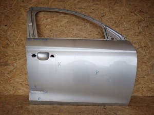 OPEL CORSA F 19- PRAVE PREDNE DVERE OPEL CORSA F 19- PRAVE PREDNE DVERE