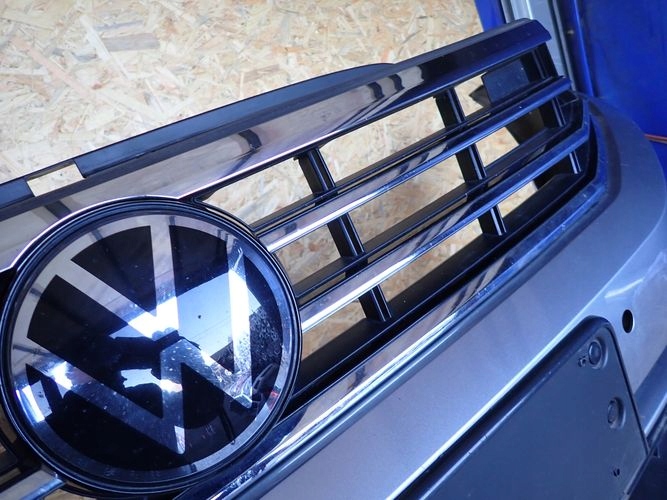 VW PASSAT  B8 HIGHLINE LIFT 19- PREDNÝ NÁRAZNÍK