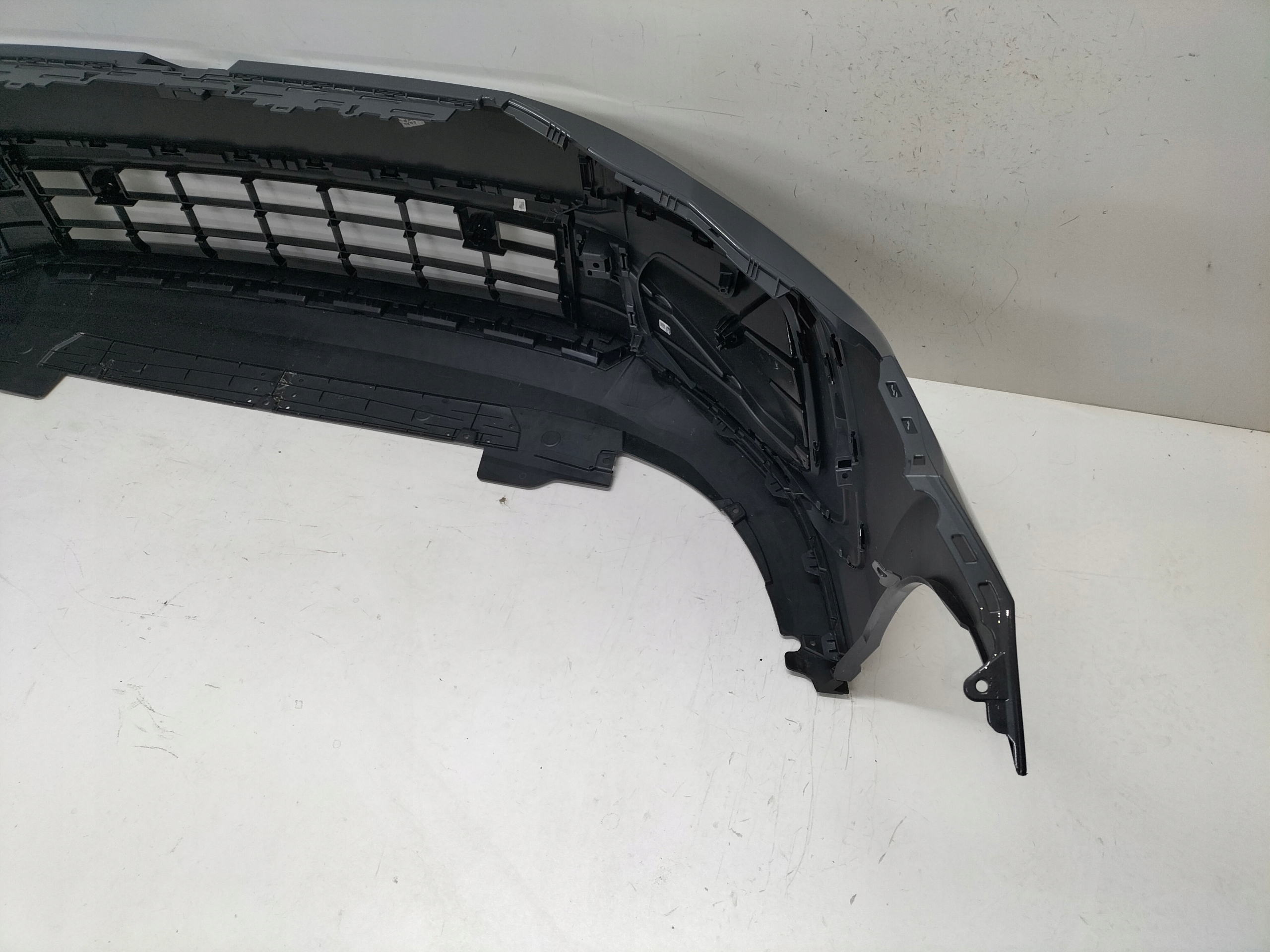 PREDNÝ NÁRAZNÍK VW GOLF 8 VIII 20-24 R-LINE