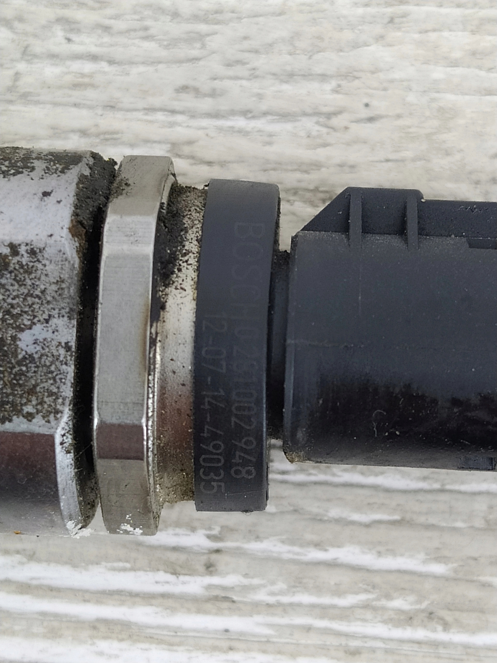 BMW E84 X1 2.0D VSTREKOVACIA RAMPA 0445214182