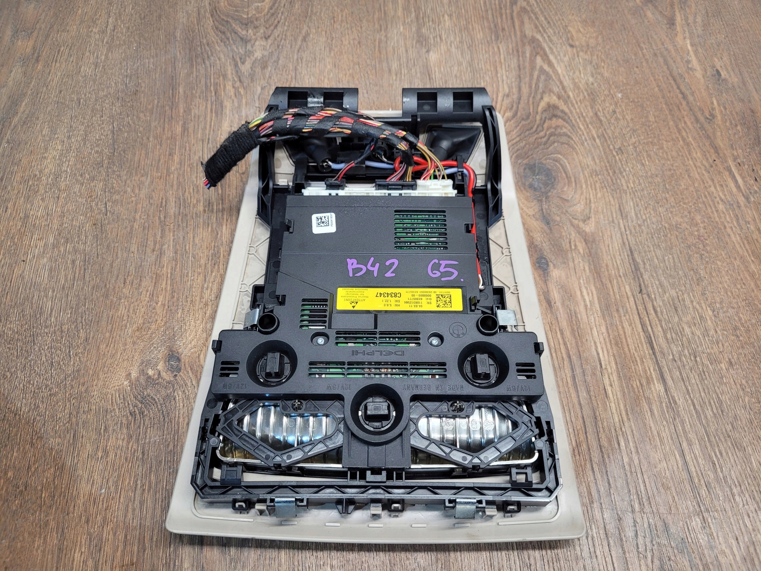 BMW 5 F10 F11 OSVETLENIE INTERIERU