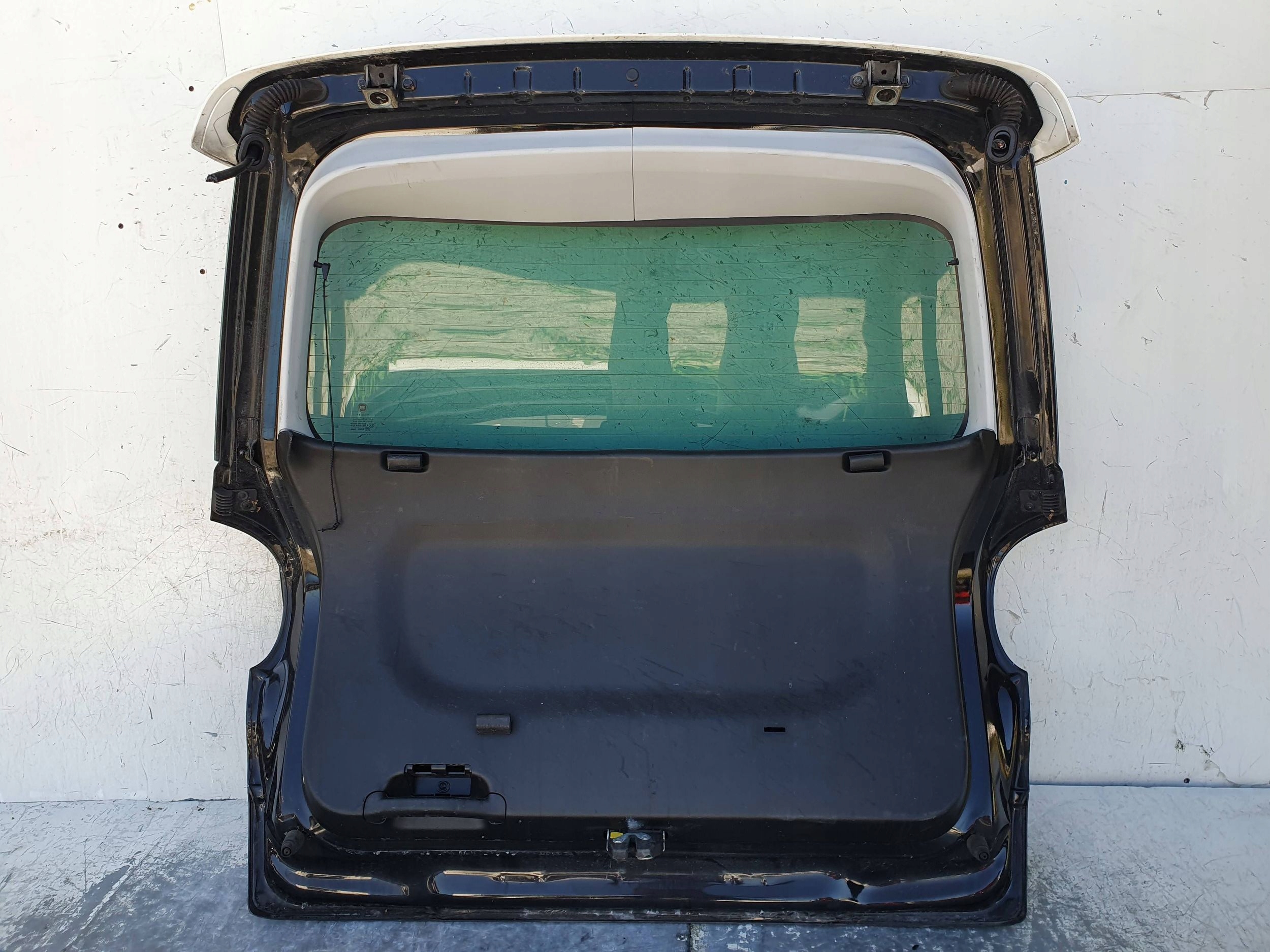 Fiat 500L ZADNA KAPOTA