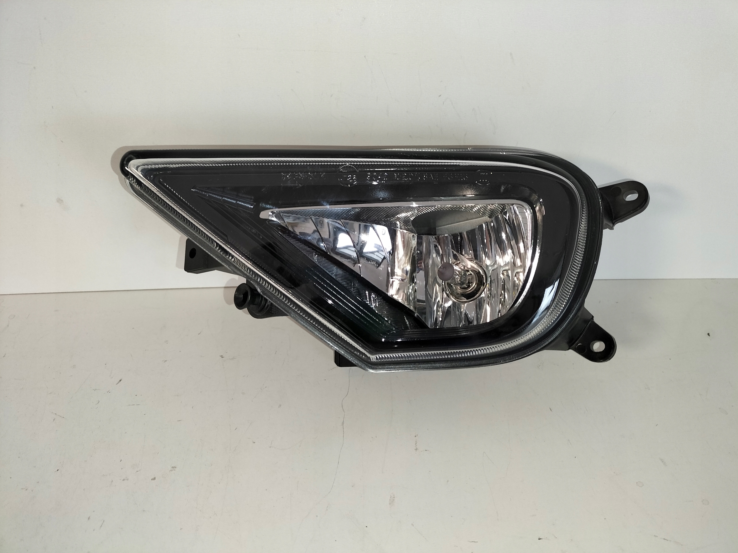 HMLOVKA ĽAVÉ SVETLO VW TOUAREG II LIFT 14-18