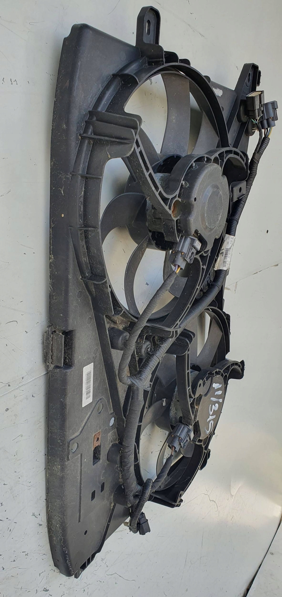 Ford Mondeo MK V 5 1.5 tdci DG93-8C607-EE VENTILATOR CHLADICA
