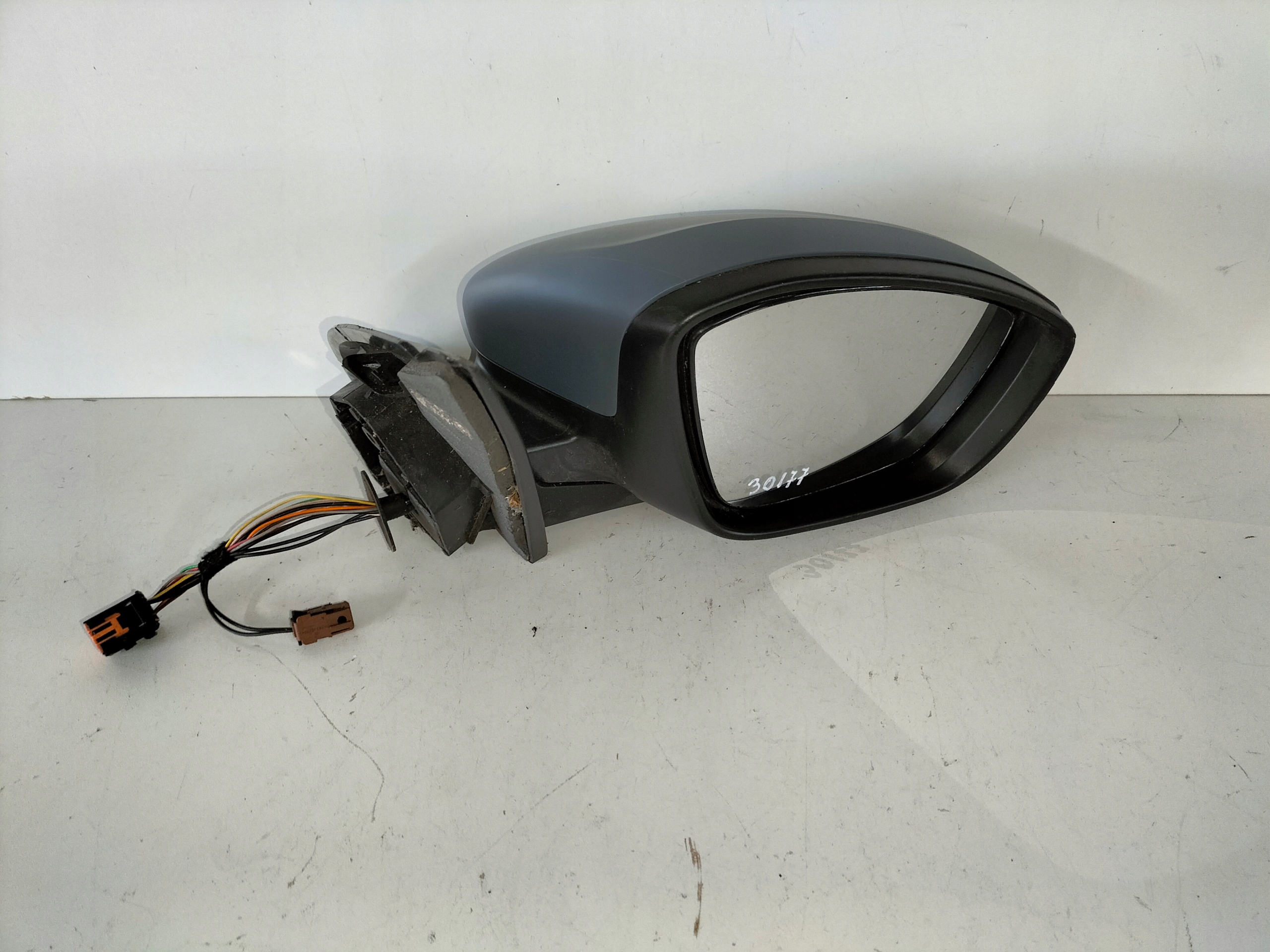 PRAVE ZRKADLO ELEKTRICKÉ PEUGEOT 308 II T9 13-