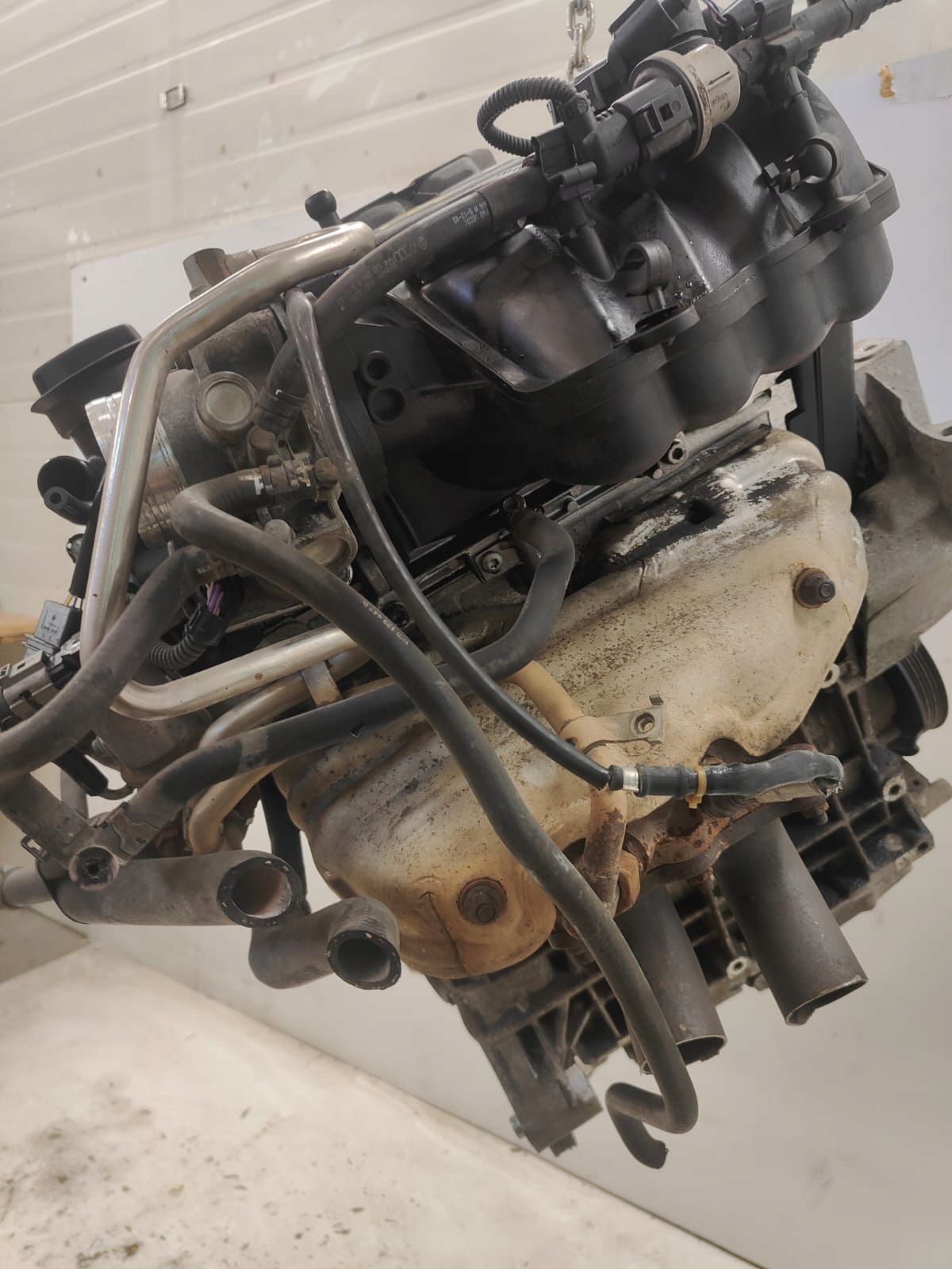 Audi volkswagen 1.6 BENZIN BGU MOTOR V STAVE AKO NA FOTO