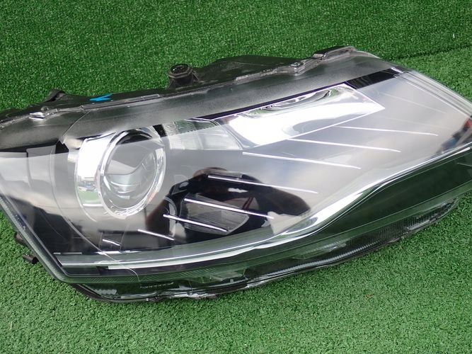 SKODA RAPID BI XENON LED LIFT 16- PRAVE PREDNE SVETLO