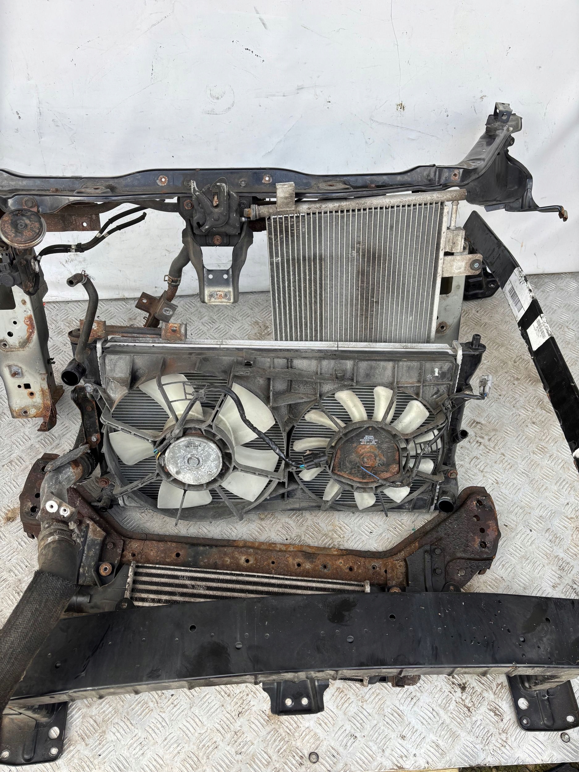 PREDNÉ PÁS VÝSTUHA CHLADIČE FIAT SEDICI SX4 2.0 JTD