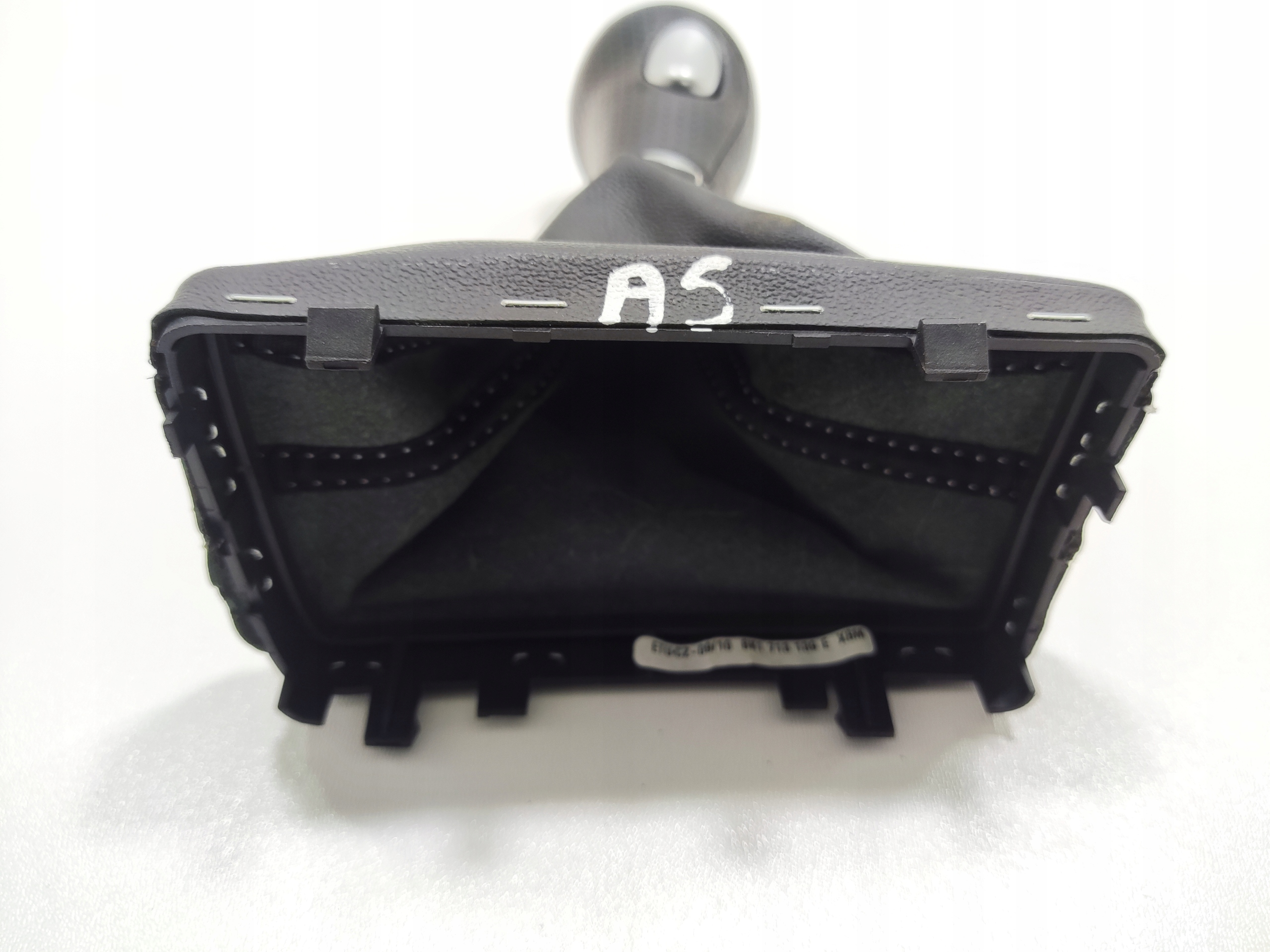 KULISA RADENIA RYCHLOSTI AUDI A5 I 8T 2007-2011 AUTOMAT 8K1713139E