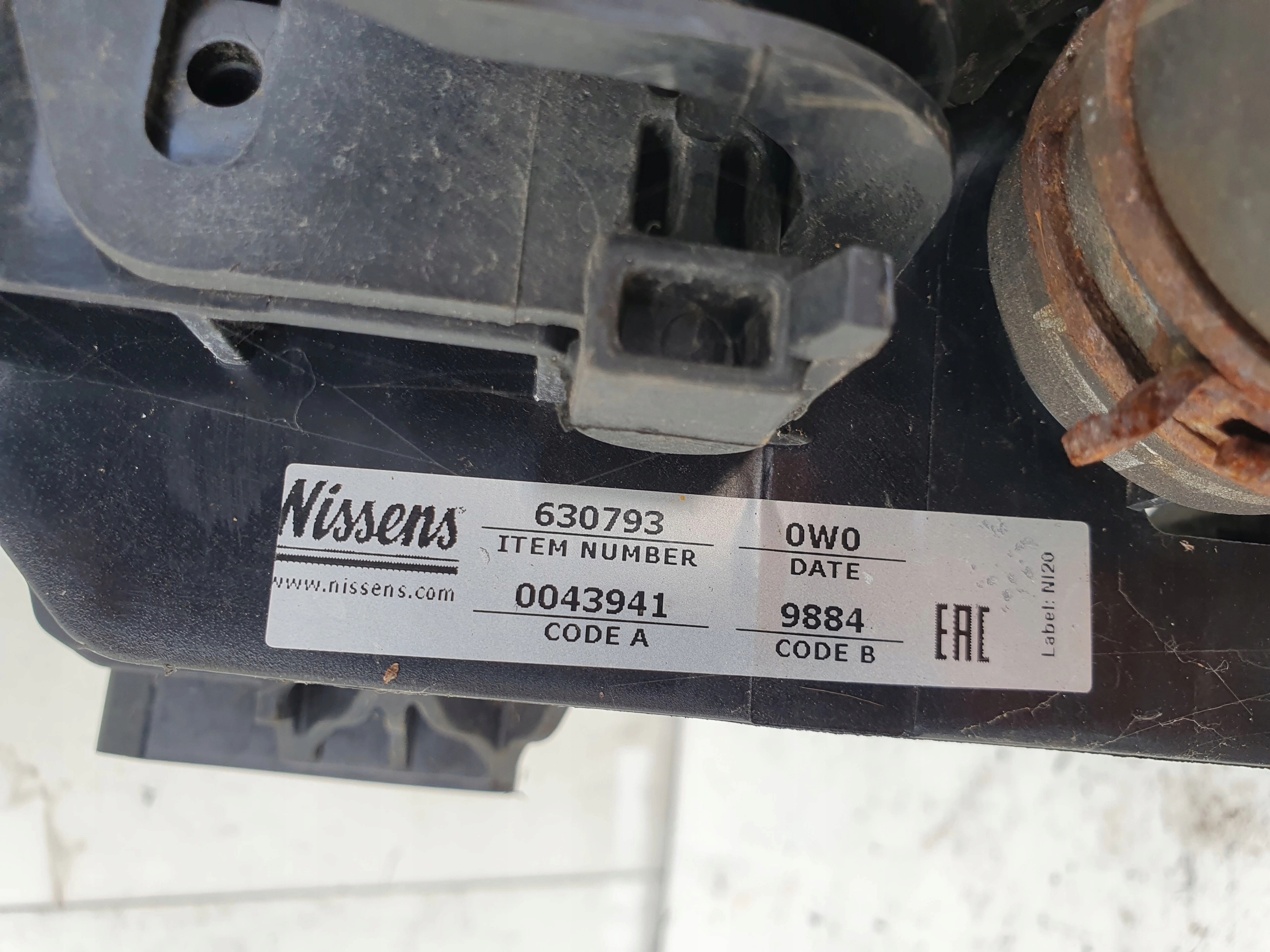 RENAULT TRAFIC III 1.6 DCI CHLADICE VENTILATOR 214818795R