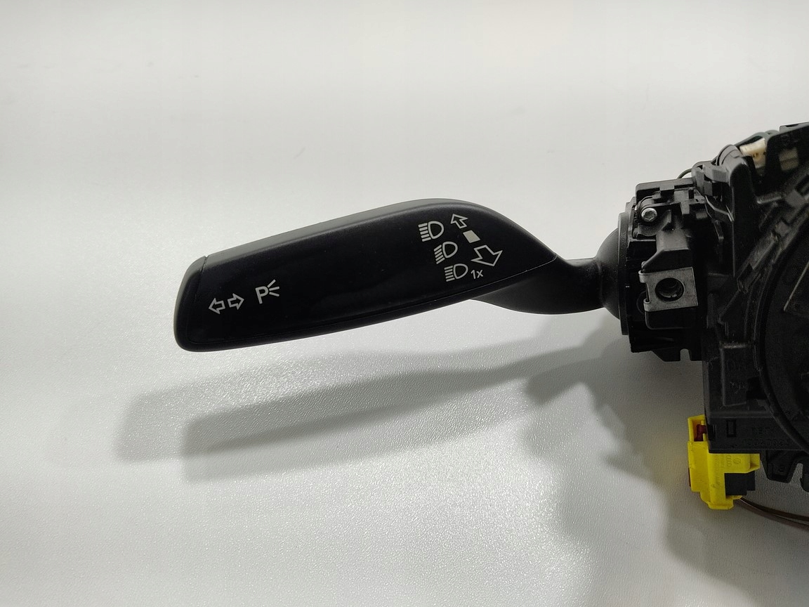 PÁČKY POD VOLANT AUDI A3 8V 5Q0953649C 8V0953521BM 12-16