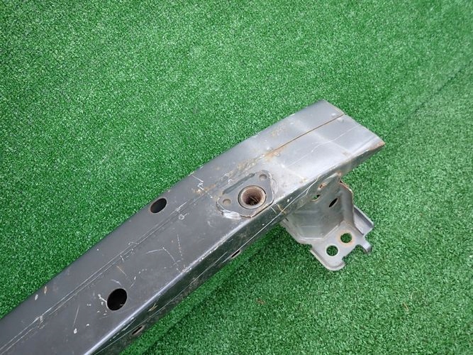 TOYOTA AURIS II 12- VYSTUHA PREDNEHO NARAZNIKA