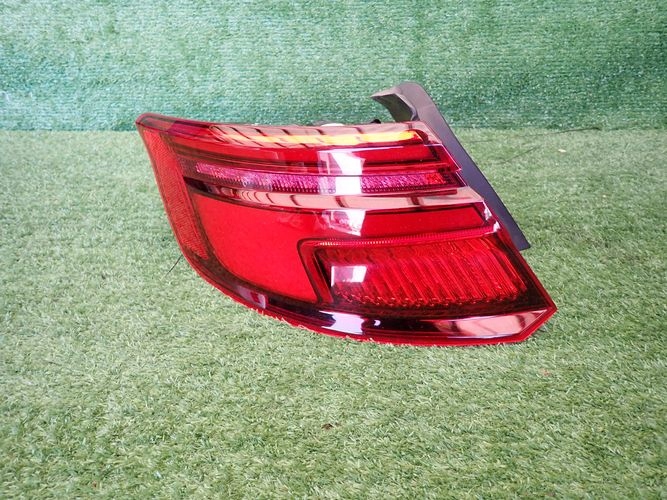 AUDI A3 8V LIFT 16-  LAVE ZADNE SVETLO