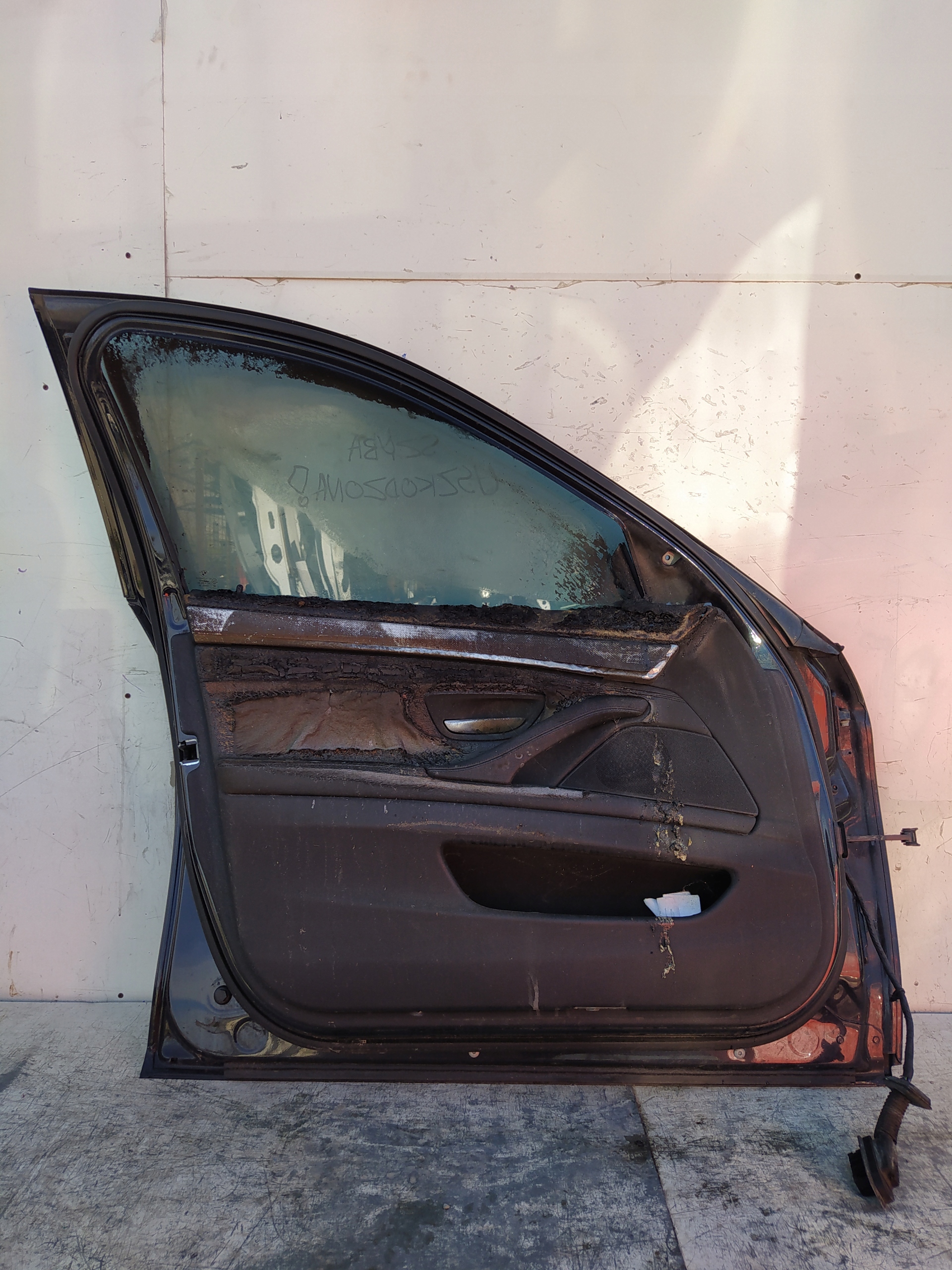 BMW 5 F10 F11 LAVE PREDNE DVERE