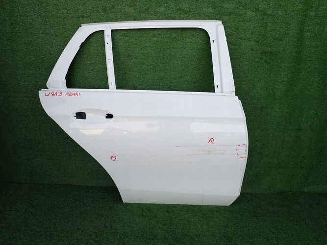MERCEDES W213 213 E-KLASA KOMBI PRAVE ZADNE DVERE