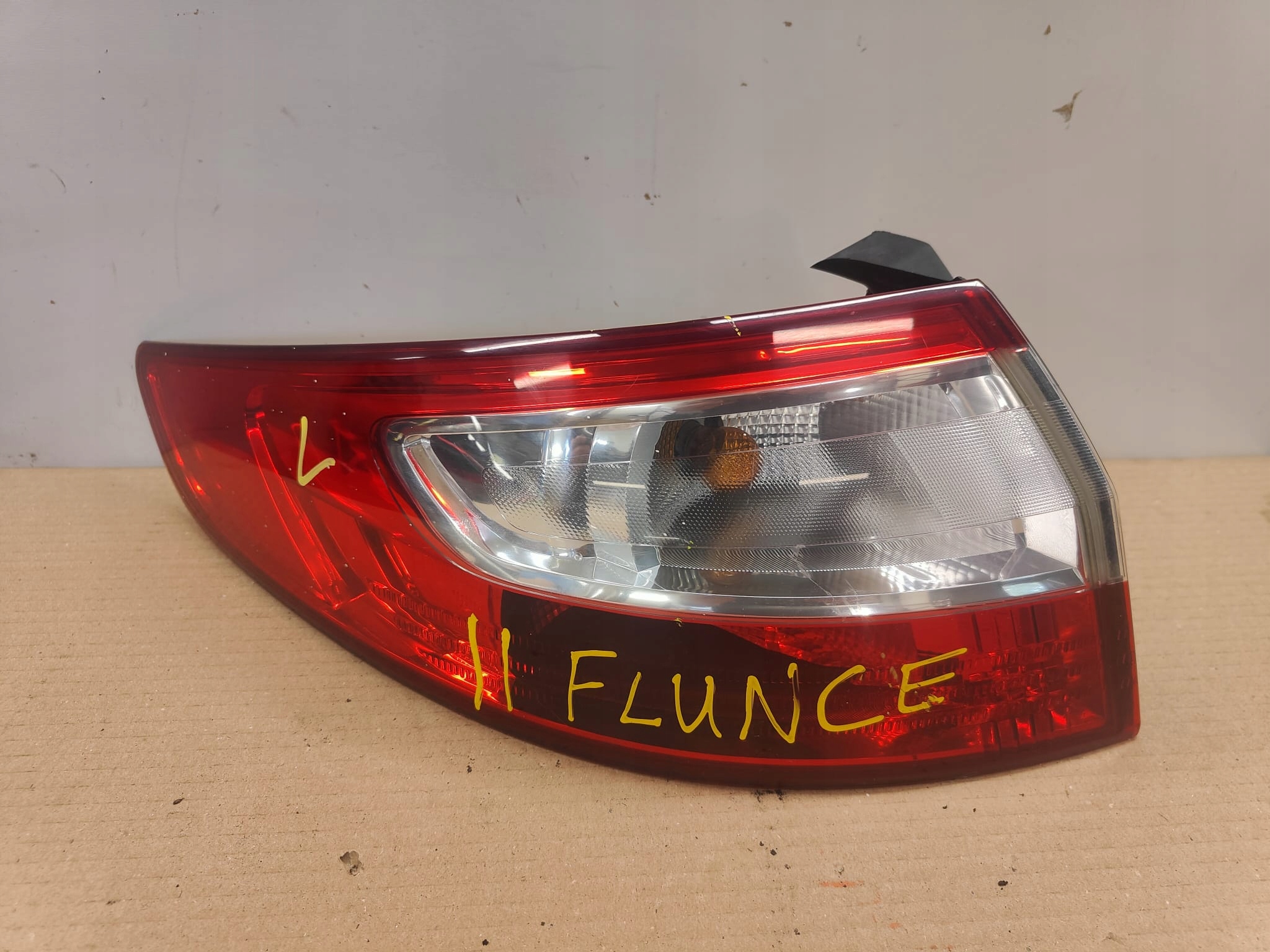 Renault fluence 09- 265550016R LAVE ZADNE SVETLO